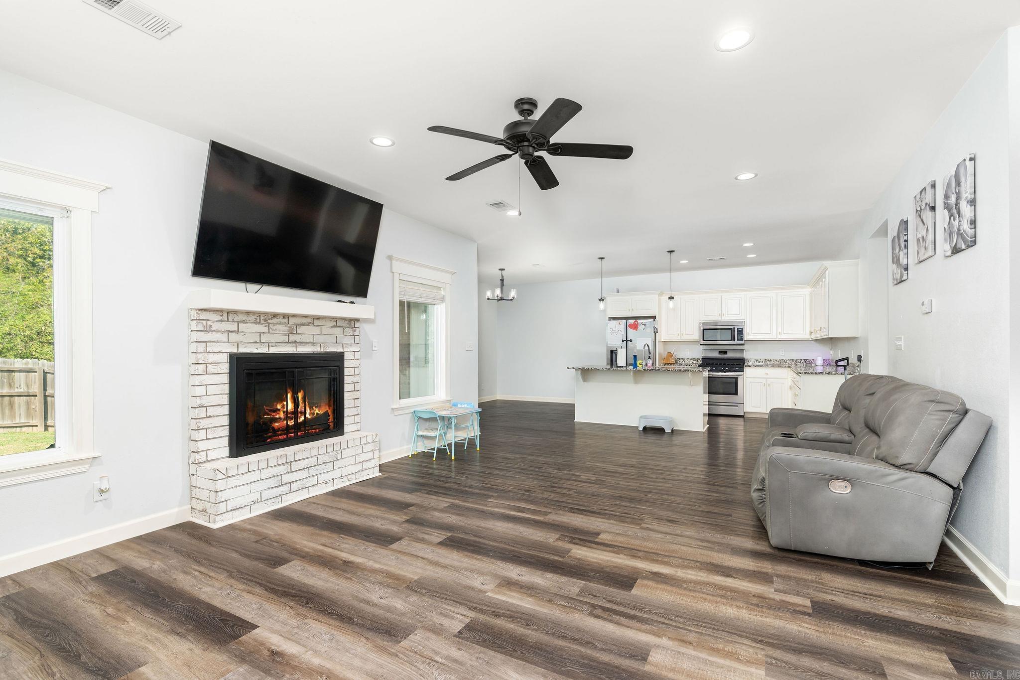 147 WESTOAK  Hot Springs, AR