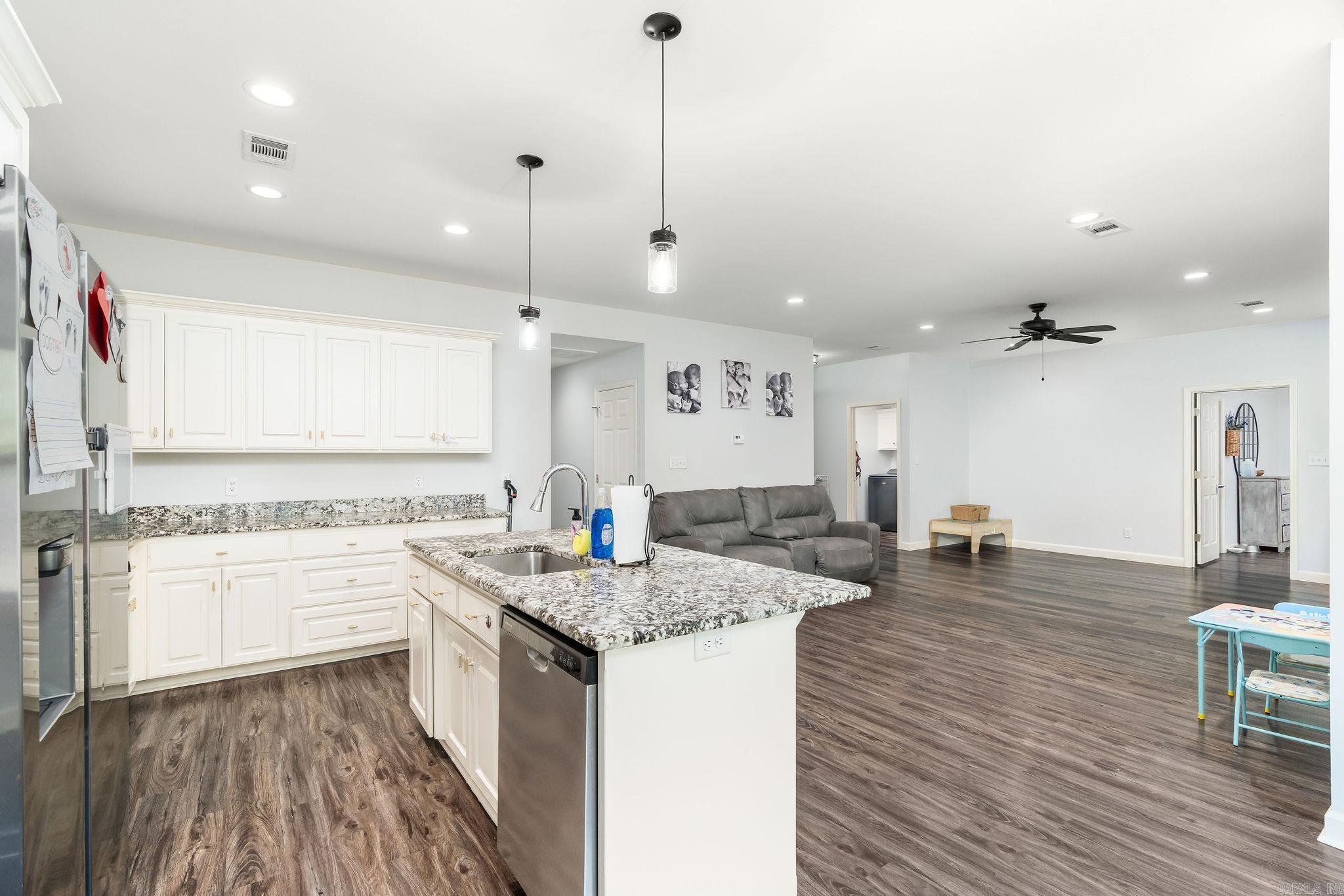 147 WESTOAK  Hot Springs, AR