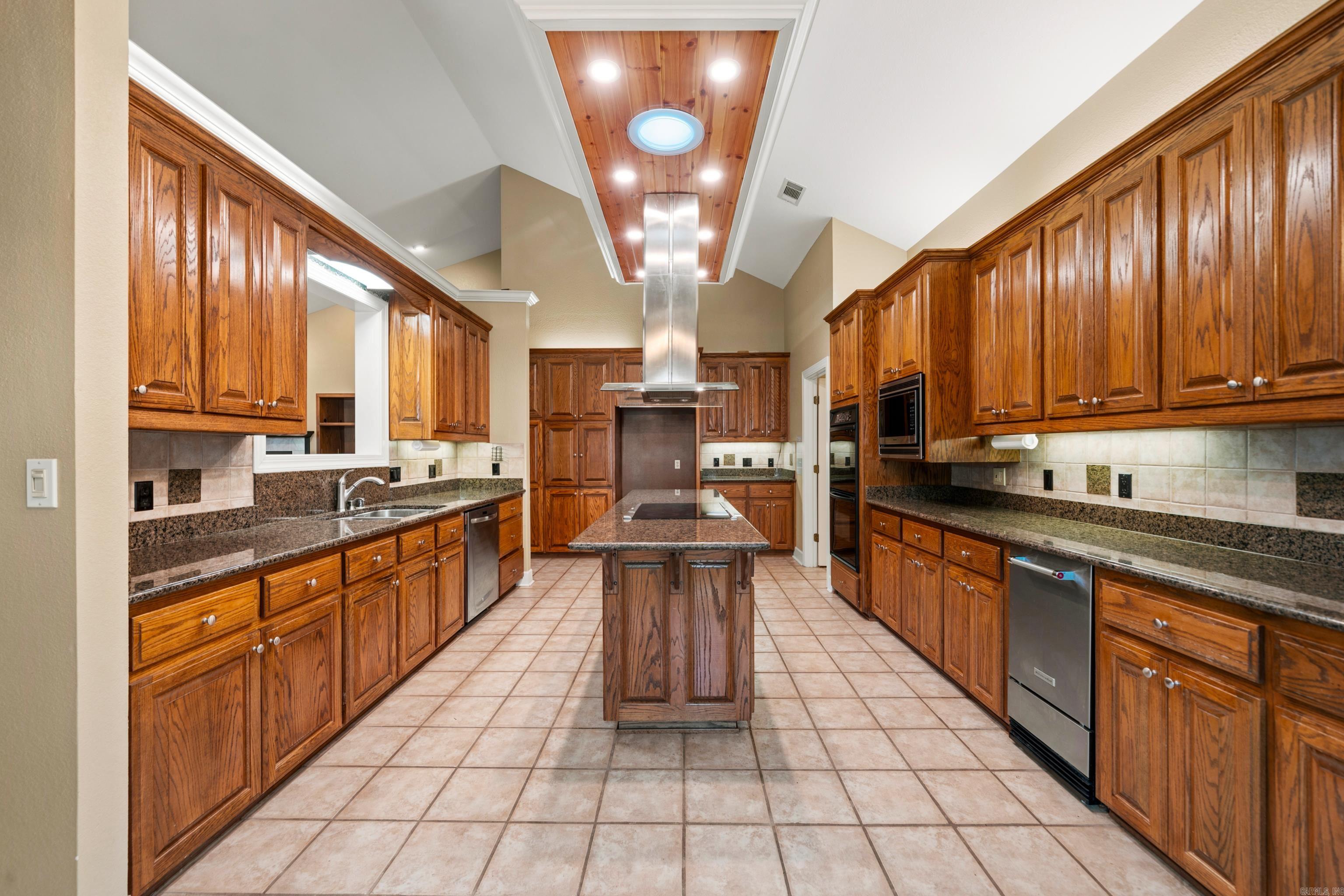3 Ibi Lane Hot Springs Village, AR 71909-2101