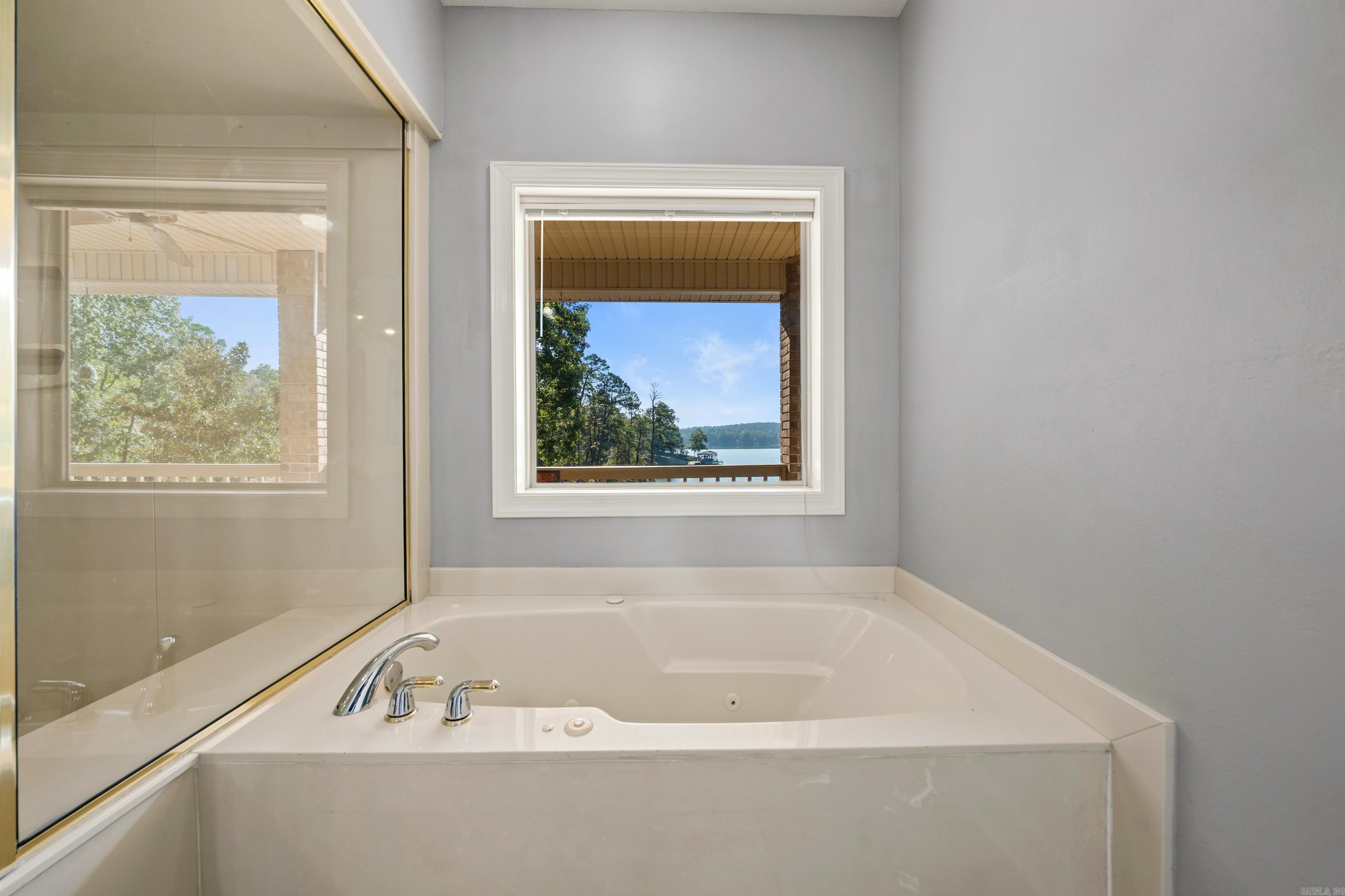 3 Ibi Lane Hot Springs Village, AR 71909-2101