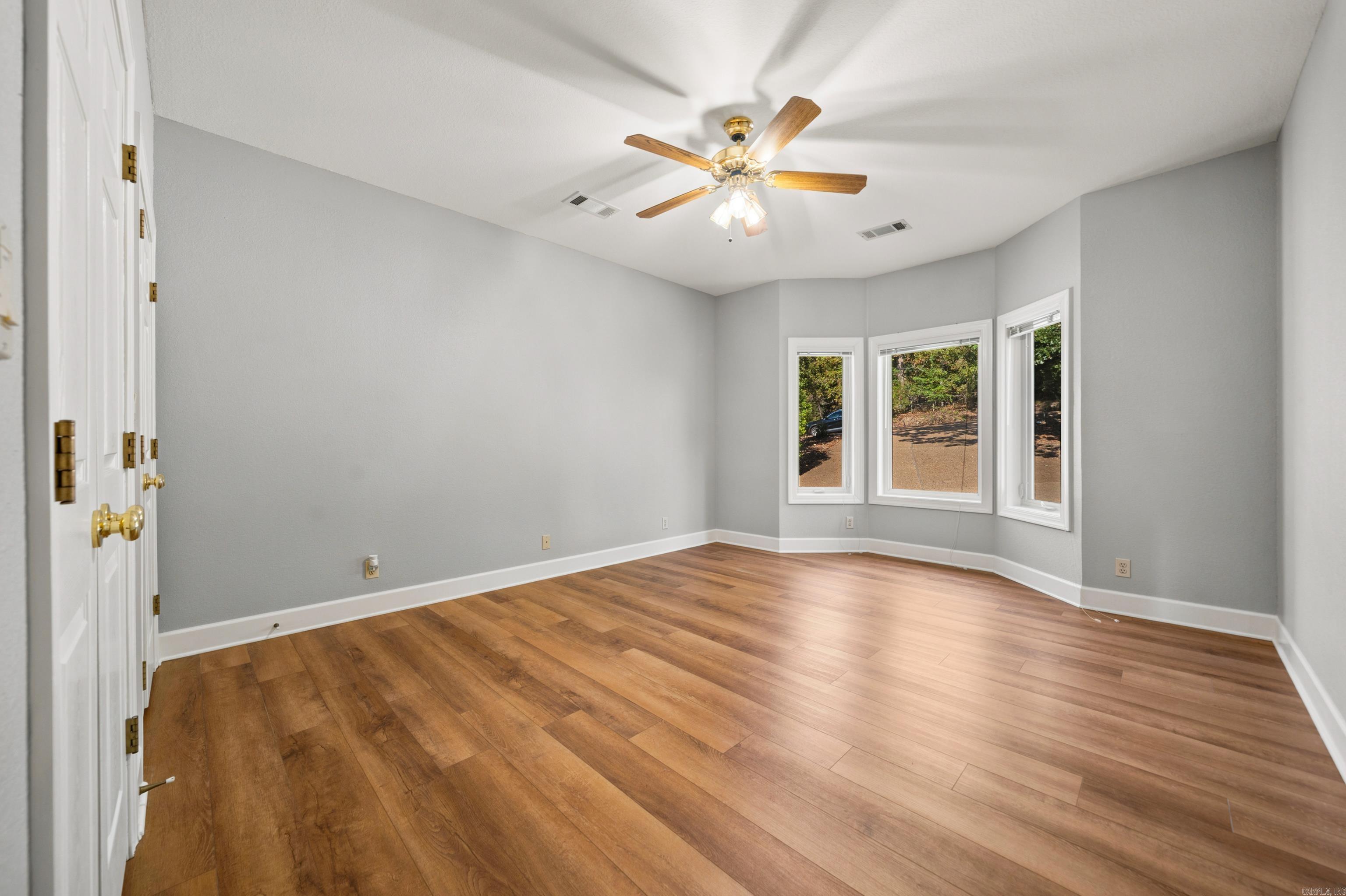 3 Ibi Lane Hot Springs Village, AR 71909-2101
