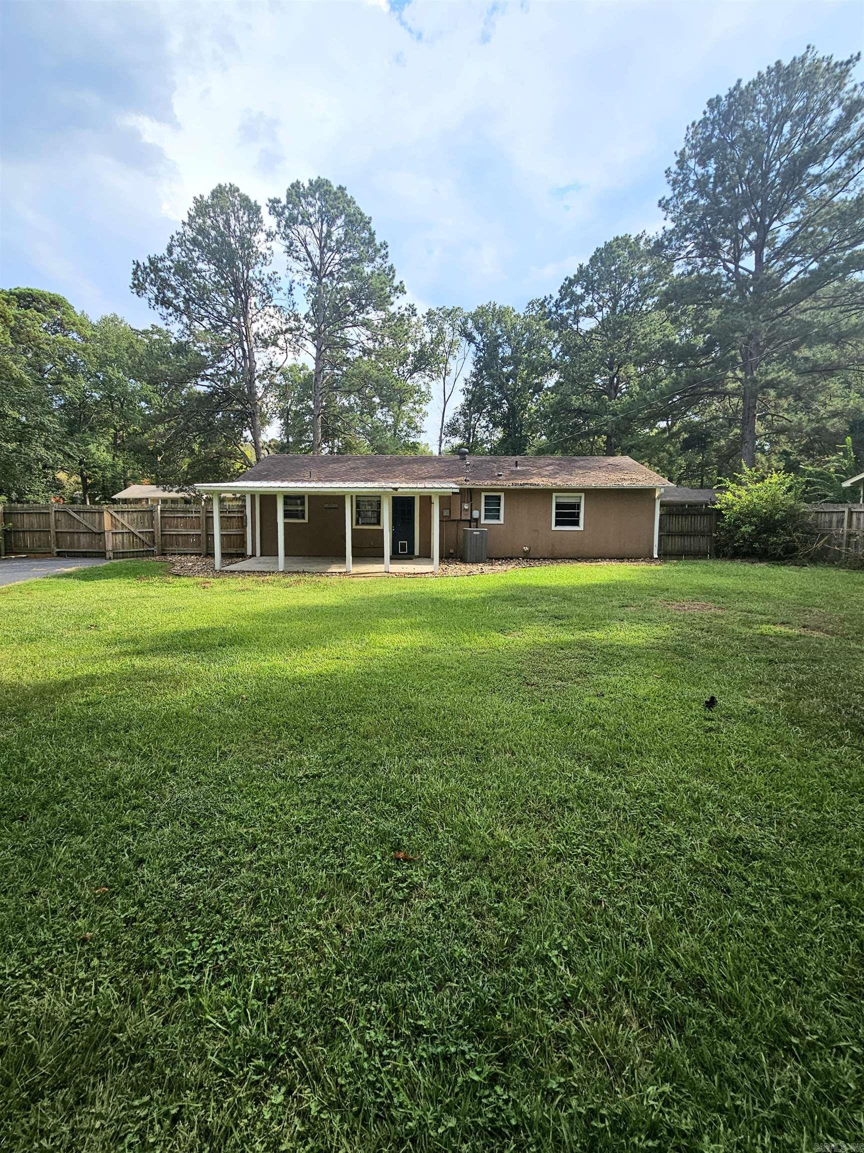 11312 Vine St  Shannon Hills, AR