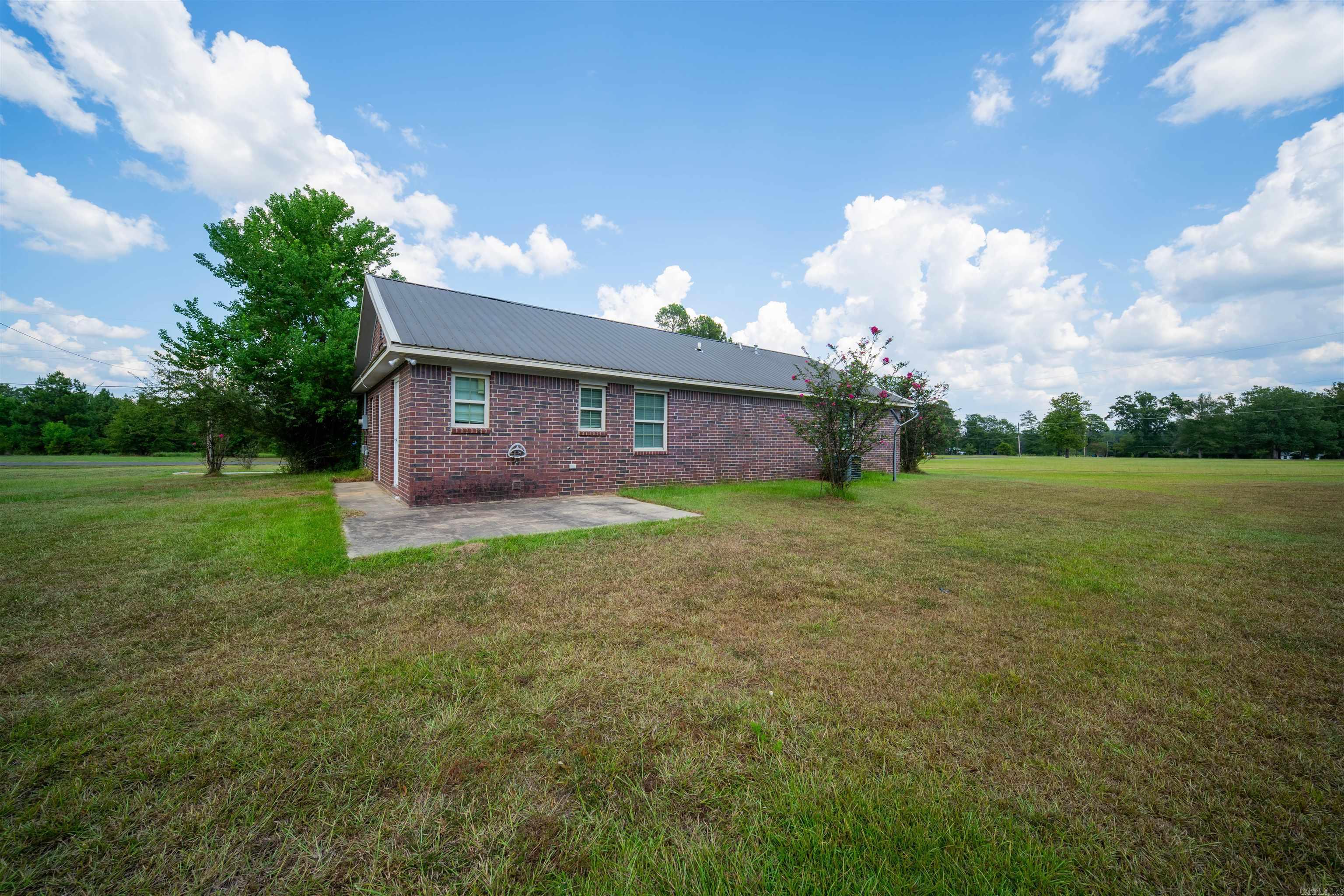 1615 Carroll Road  Camden, AR
