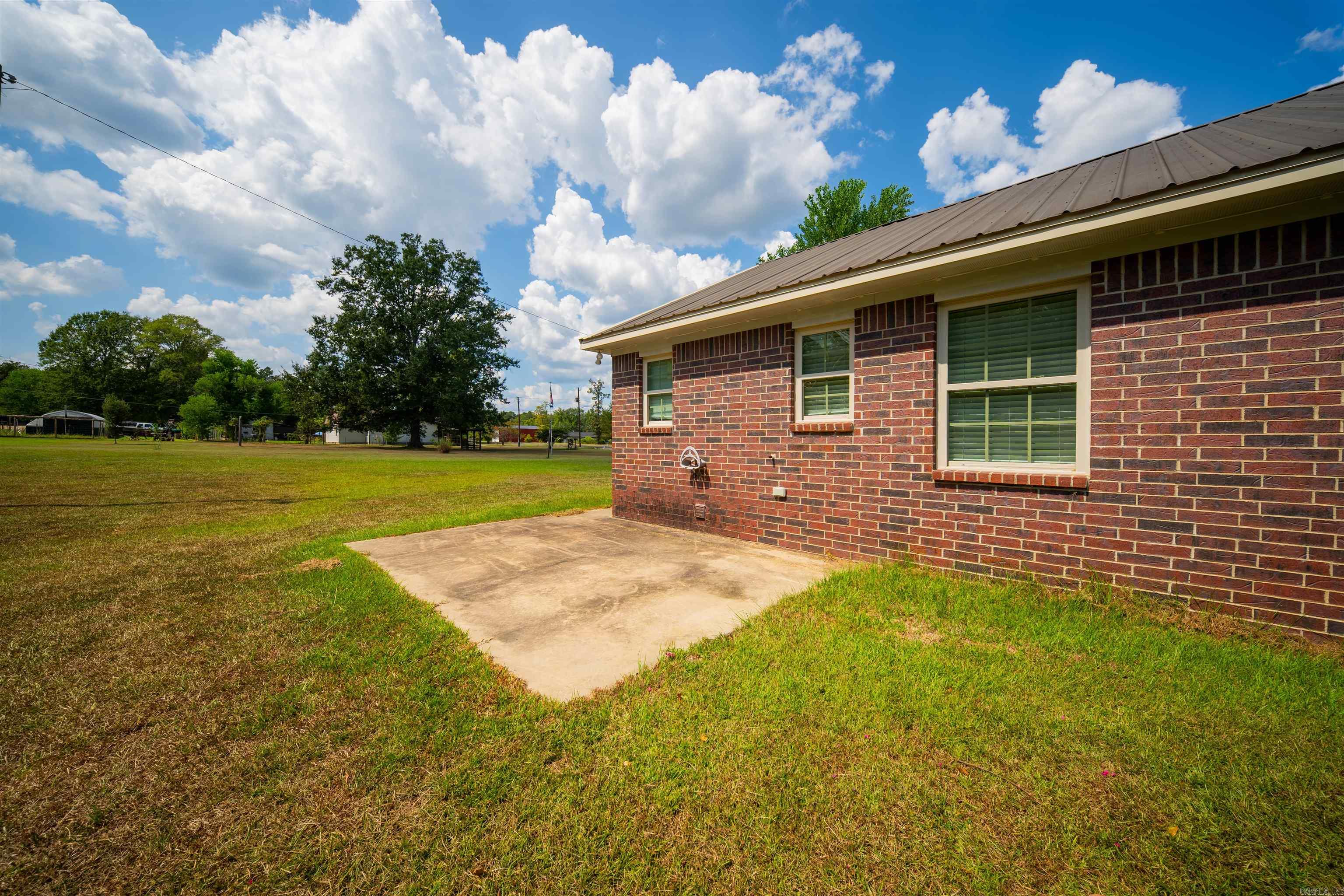 1615 Carroll Road  Camden, AR