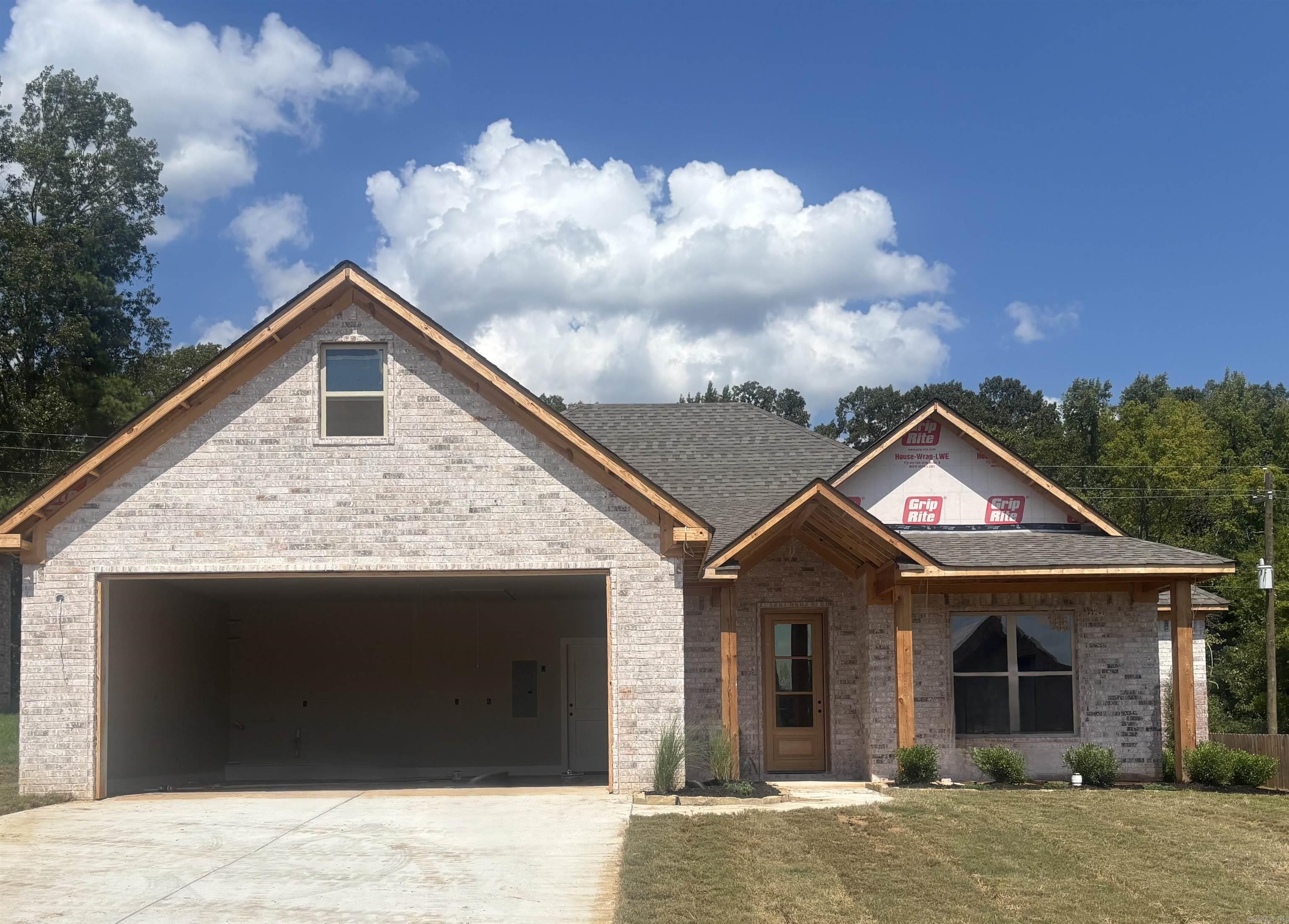 117 Red wing way — exterior
