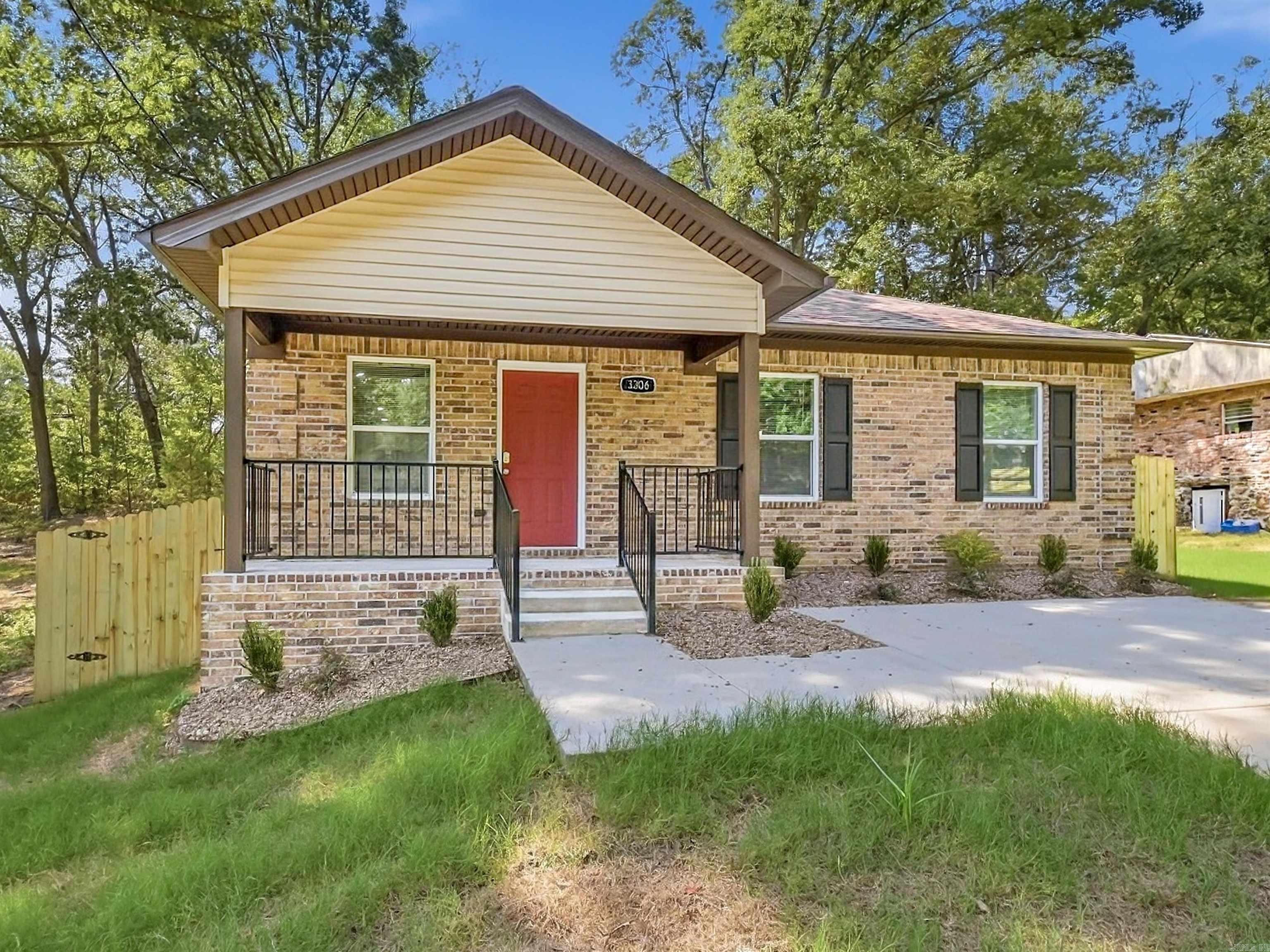 3306 Cobb Street — photo 2