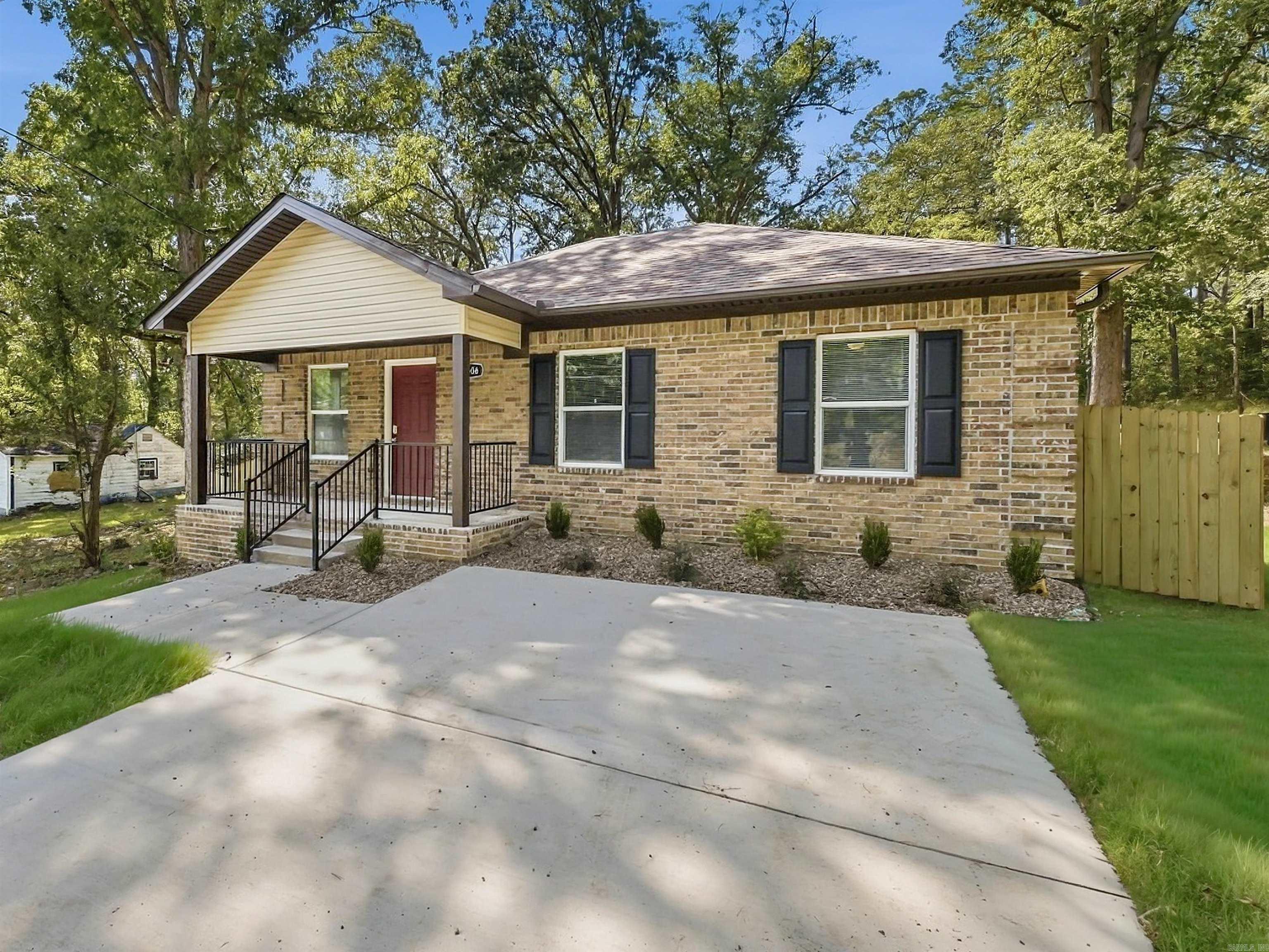 3306 Cobb Street — photo 3