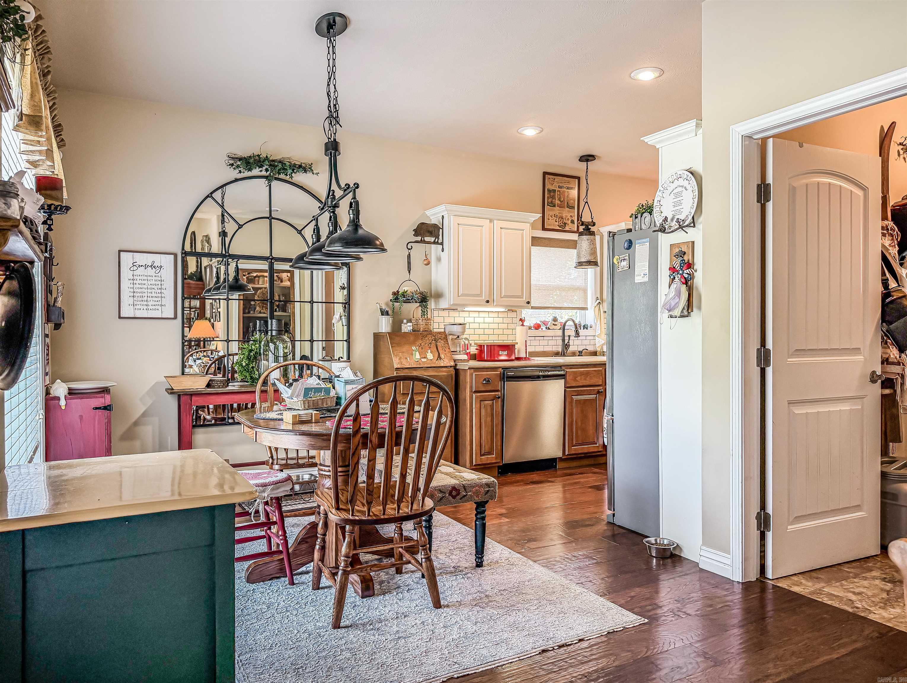 84 Old Shop Lane Flippin, AR 72634