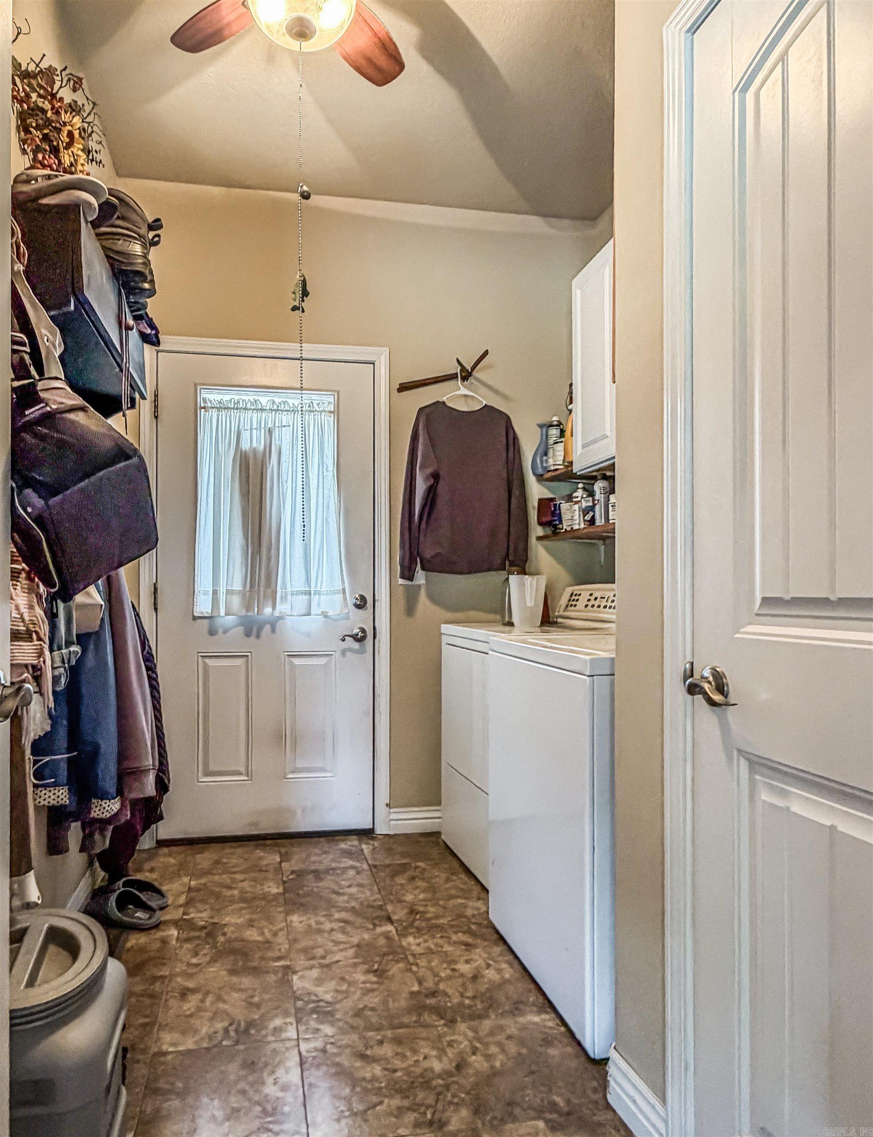 84 Old Shop Lane Flippin, AR 72634