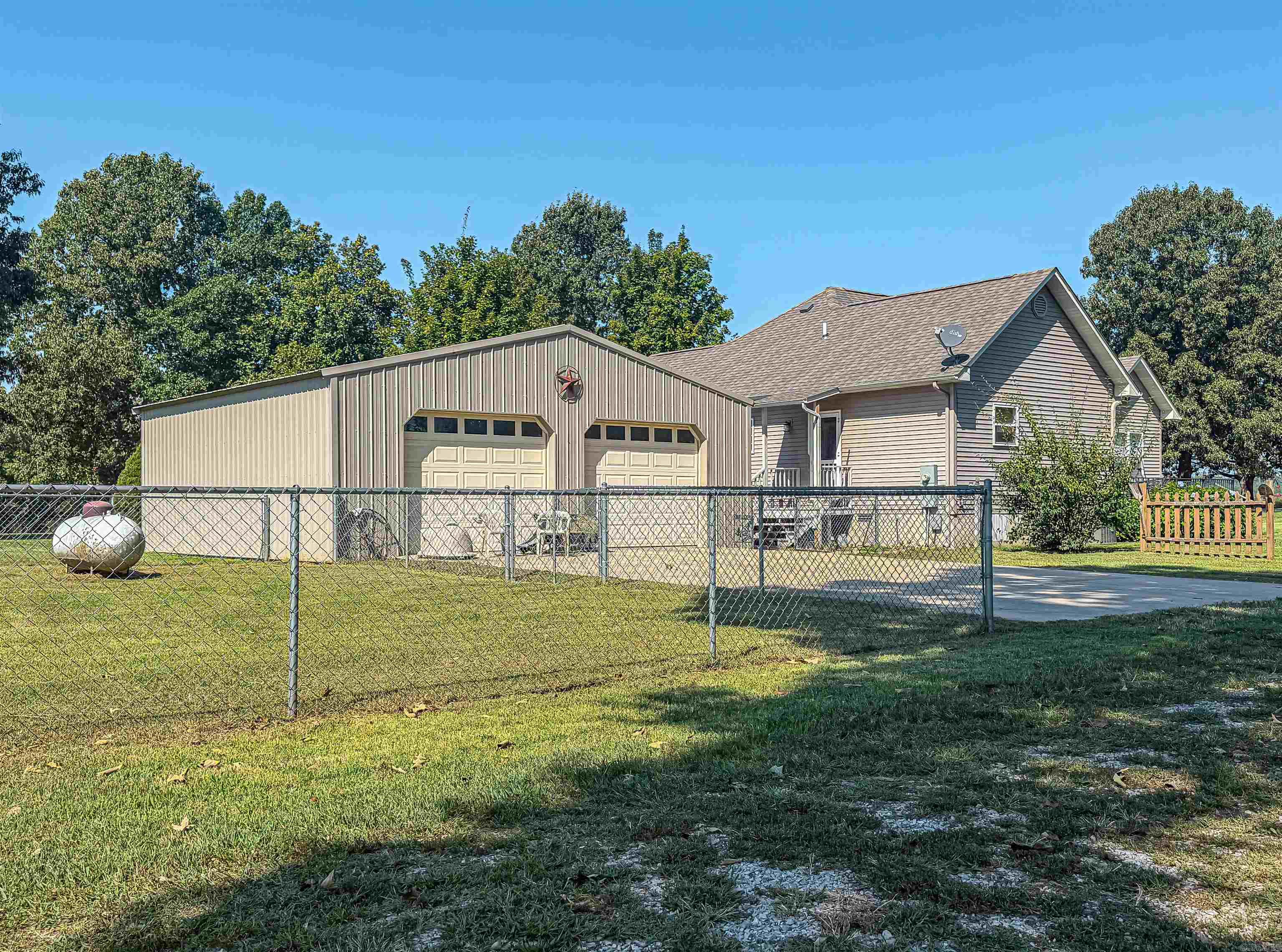 84 Old Shop Lane Flippin, AR 72634