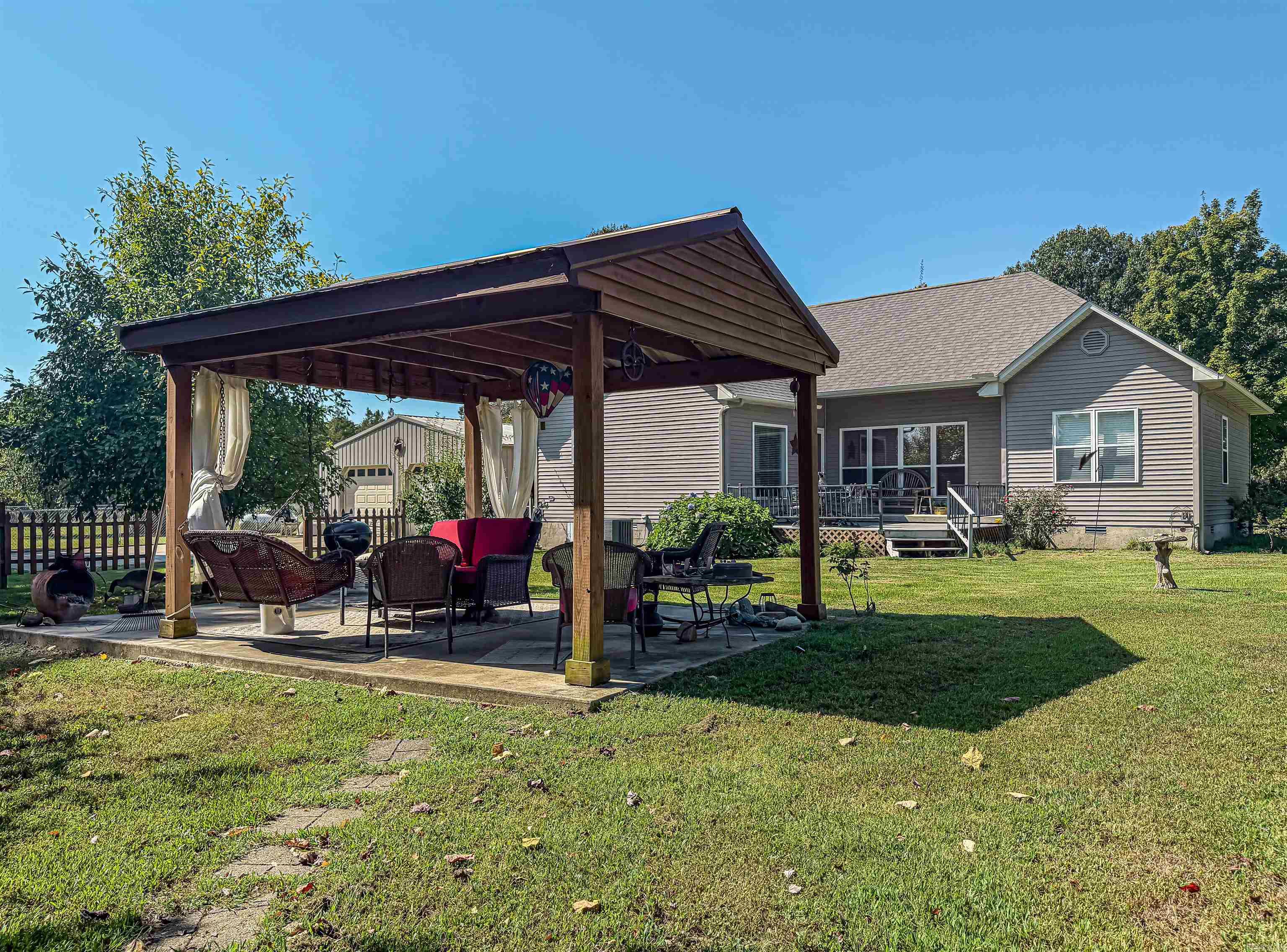 84 Old Shop Lane Flippin, AR 72634