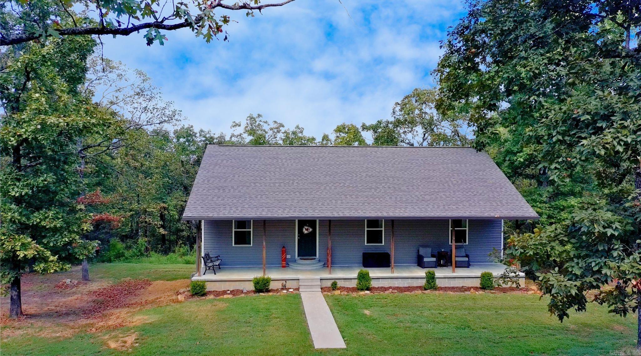 1421 E Justice Road — exterior