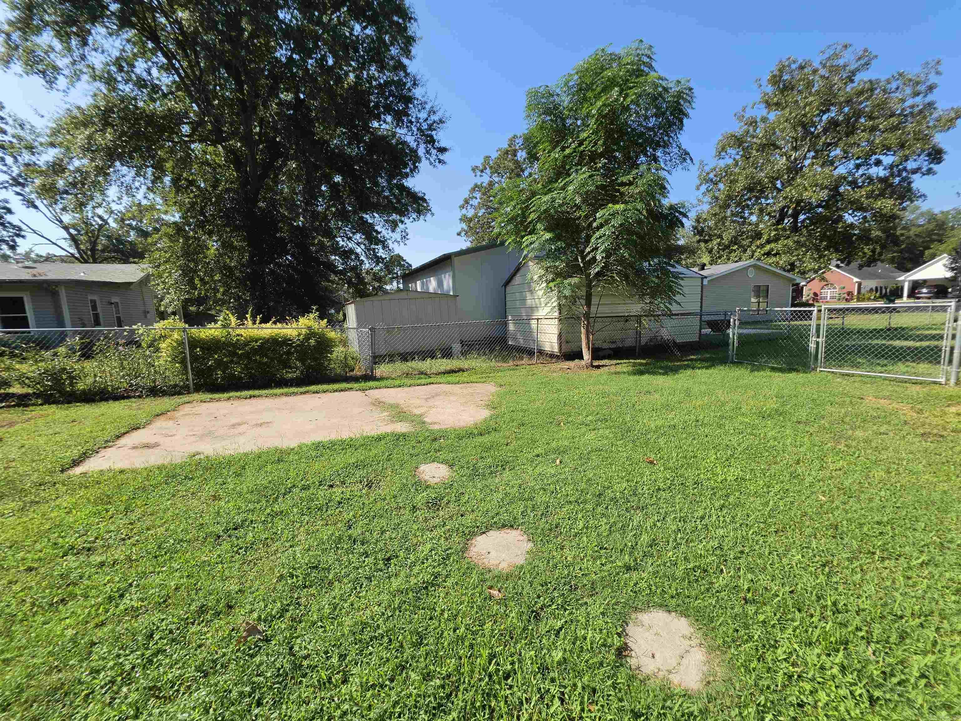 1403 McGehee St  White Hall, AR