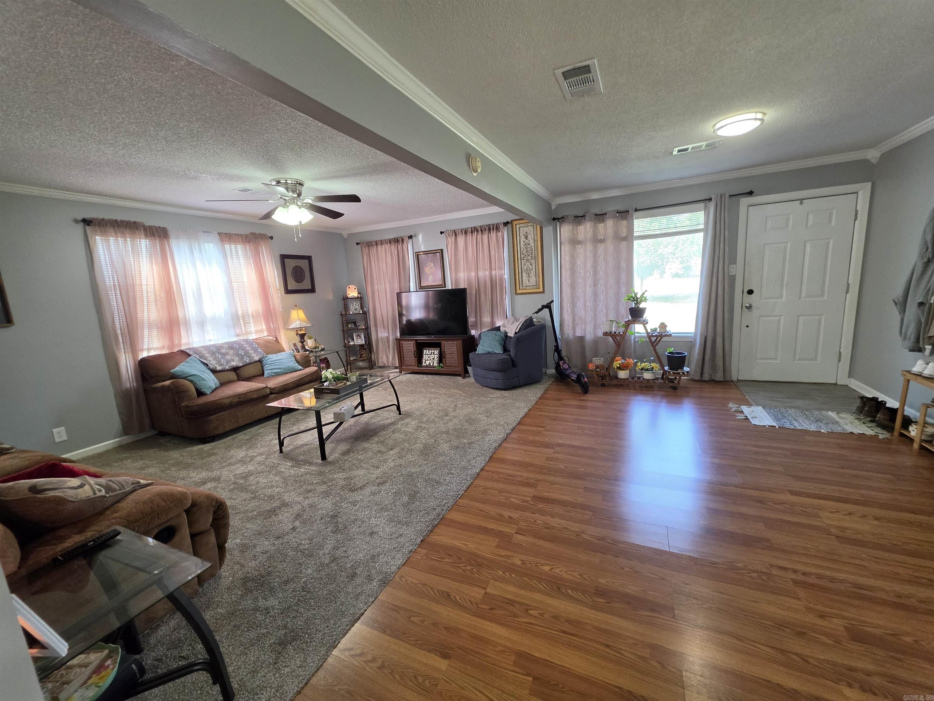 1403 McGehee St — photo 5