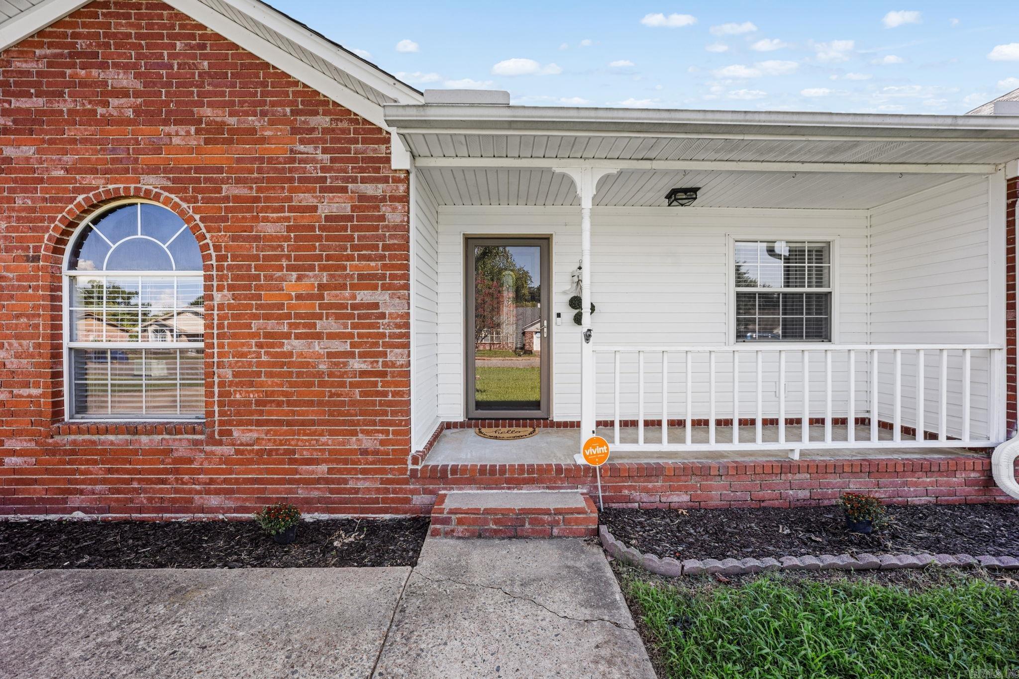 15 Red Oak Drive — photo 5