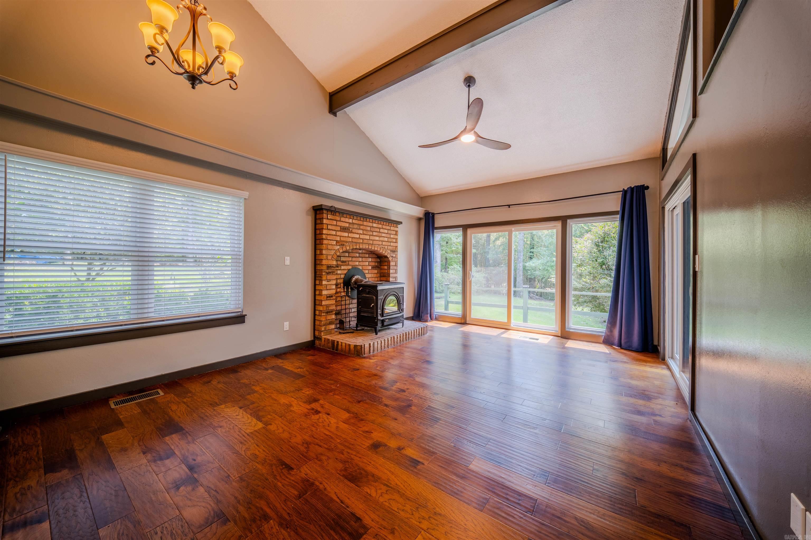 24 Chaffee Creek  Camden, AR