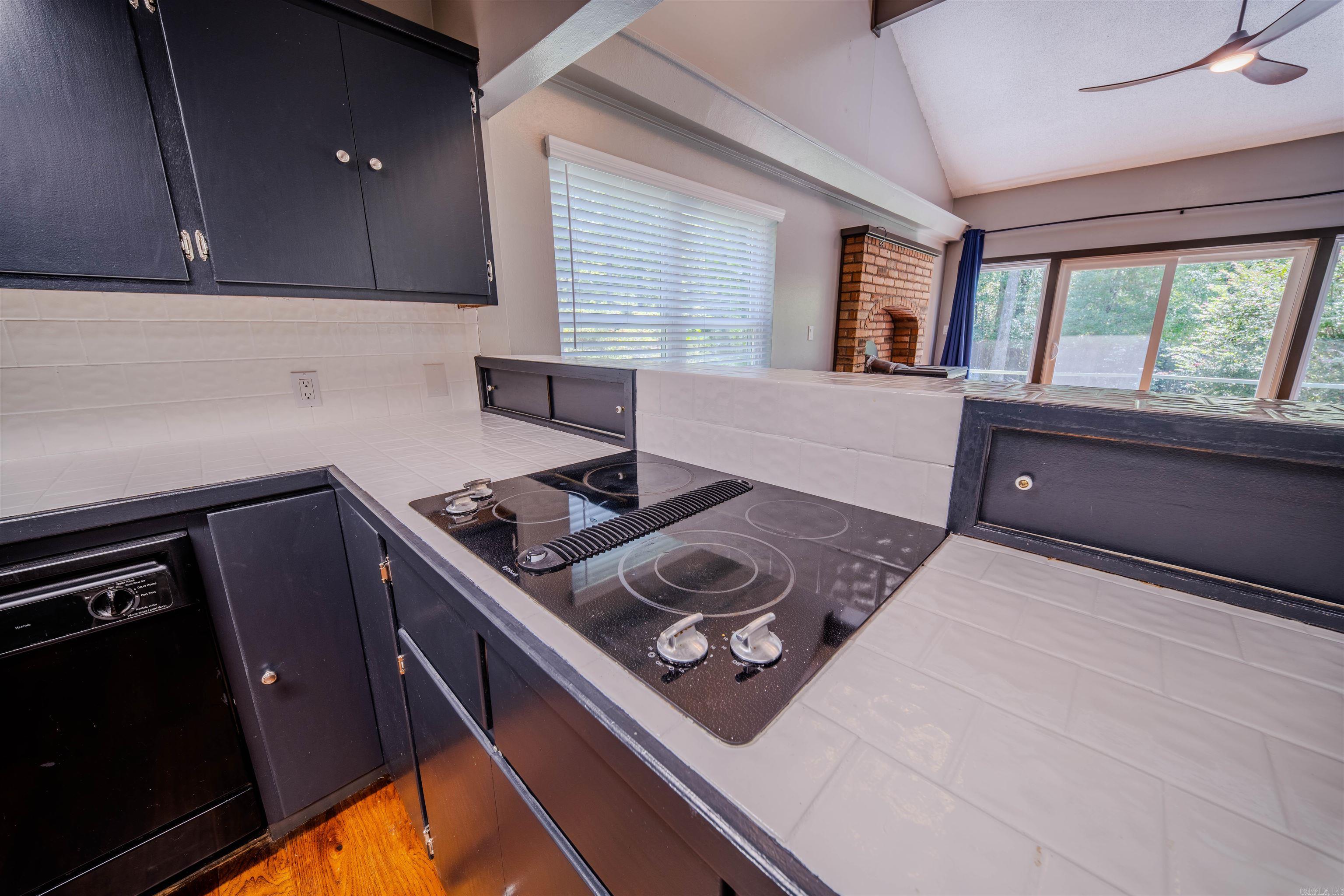 24 Chaffee Creek  Camden, AR