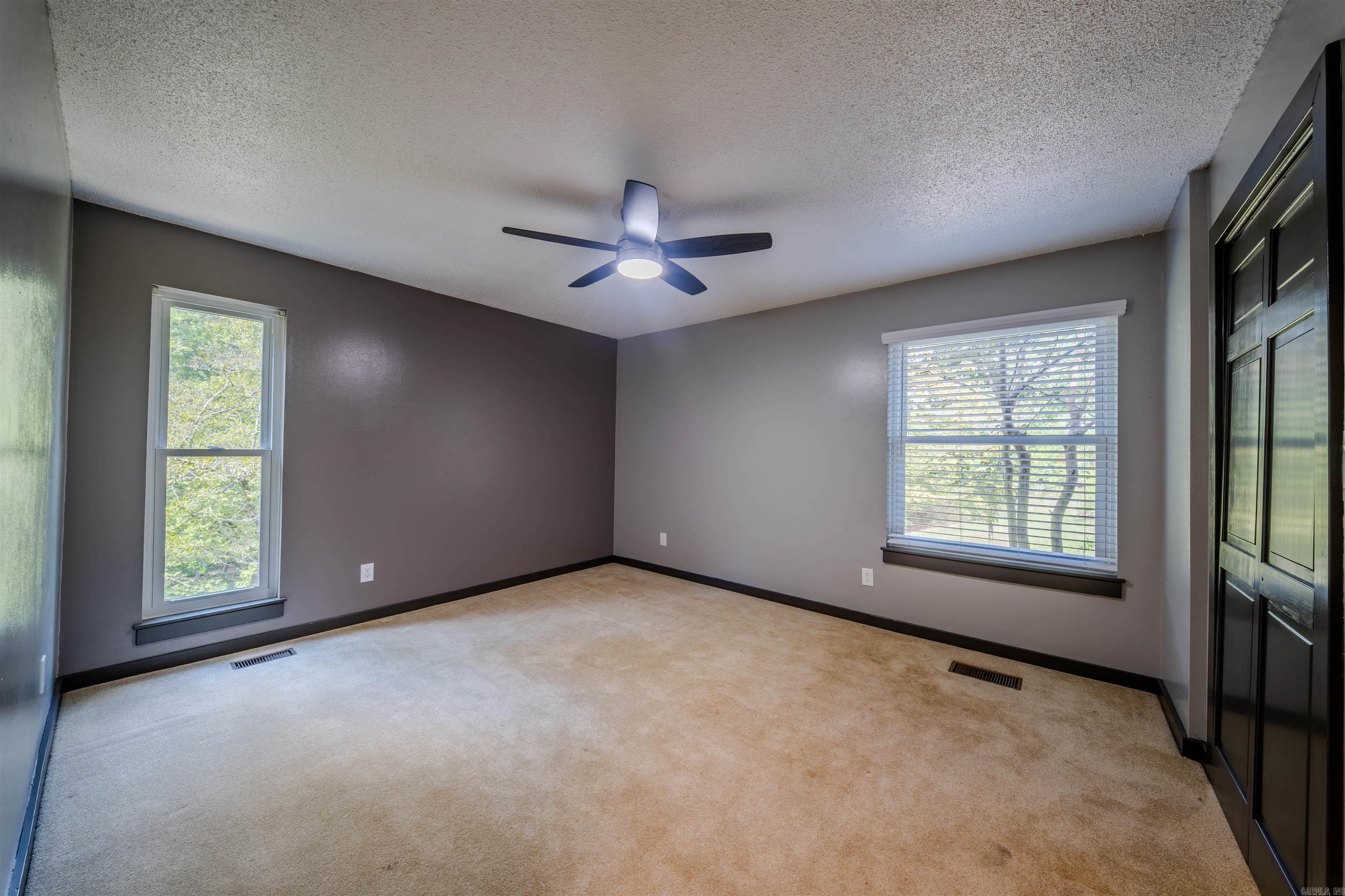 24 Chaffee Creek  Camden, AR