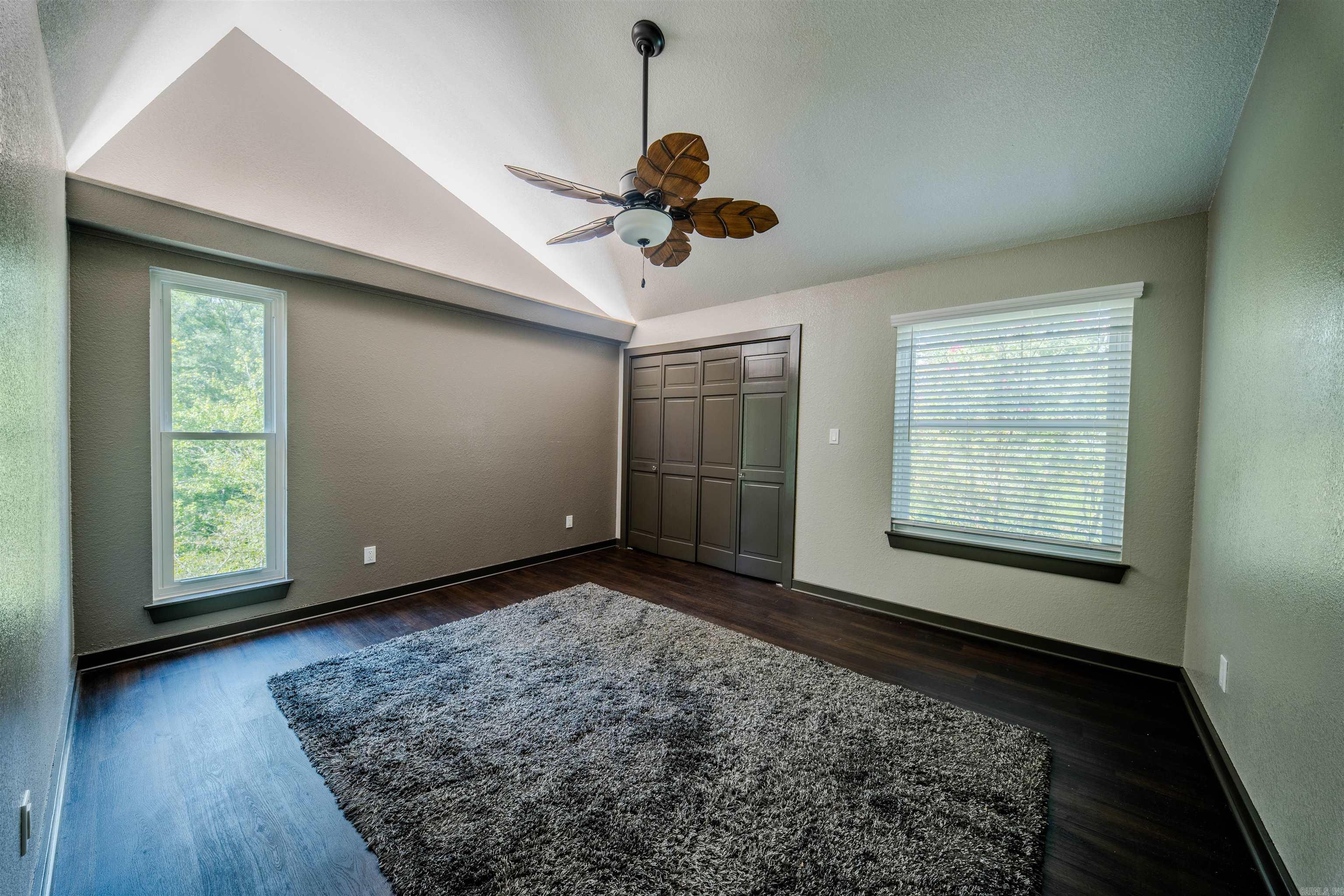 24 Chaffee Creek  Camden, AR