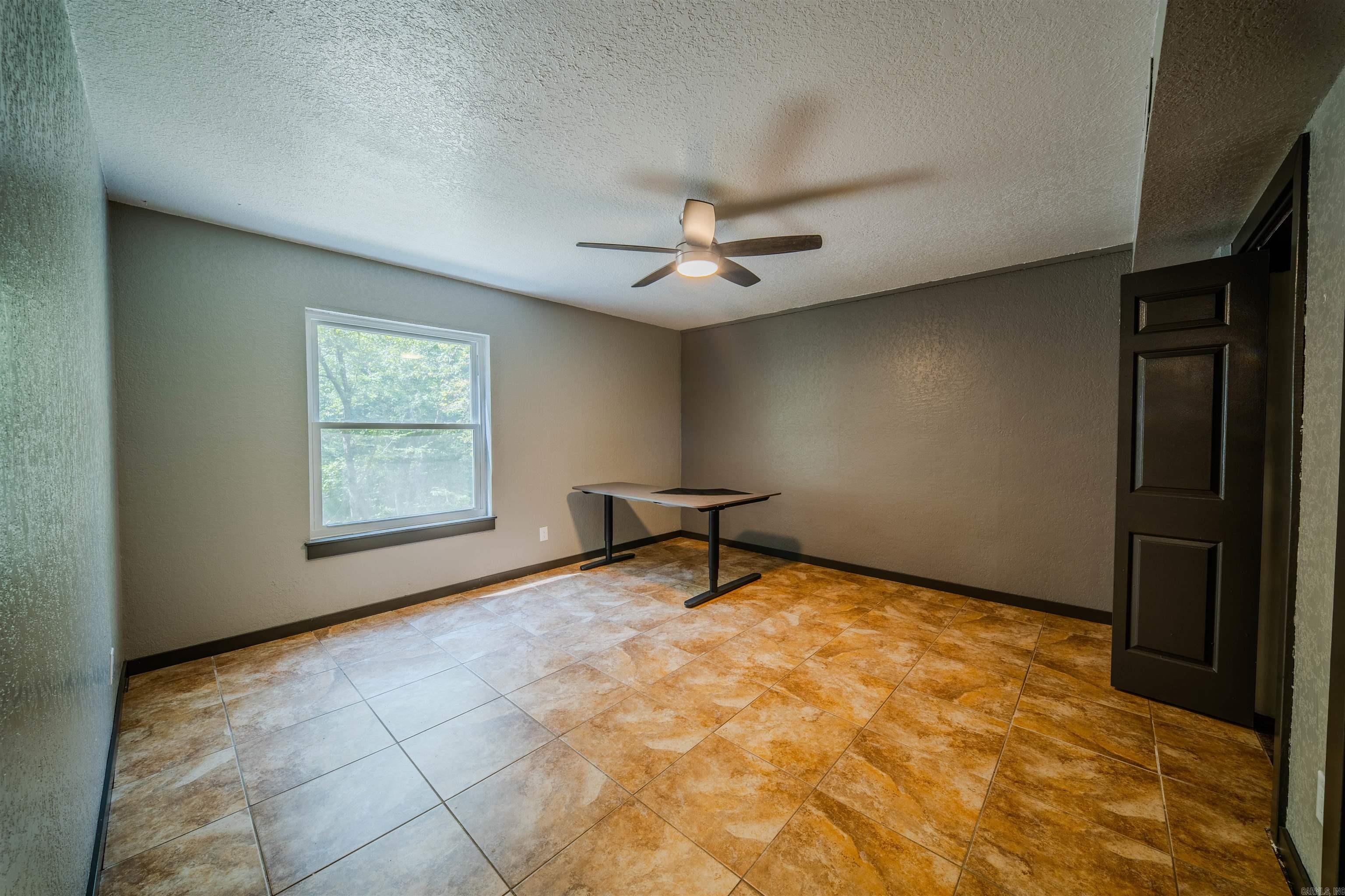 24 Chaffee Creek  Camden, AR