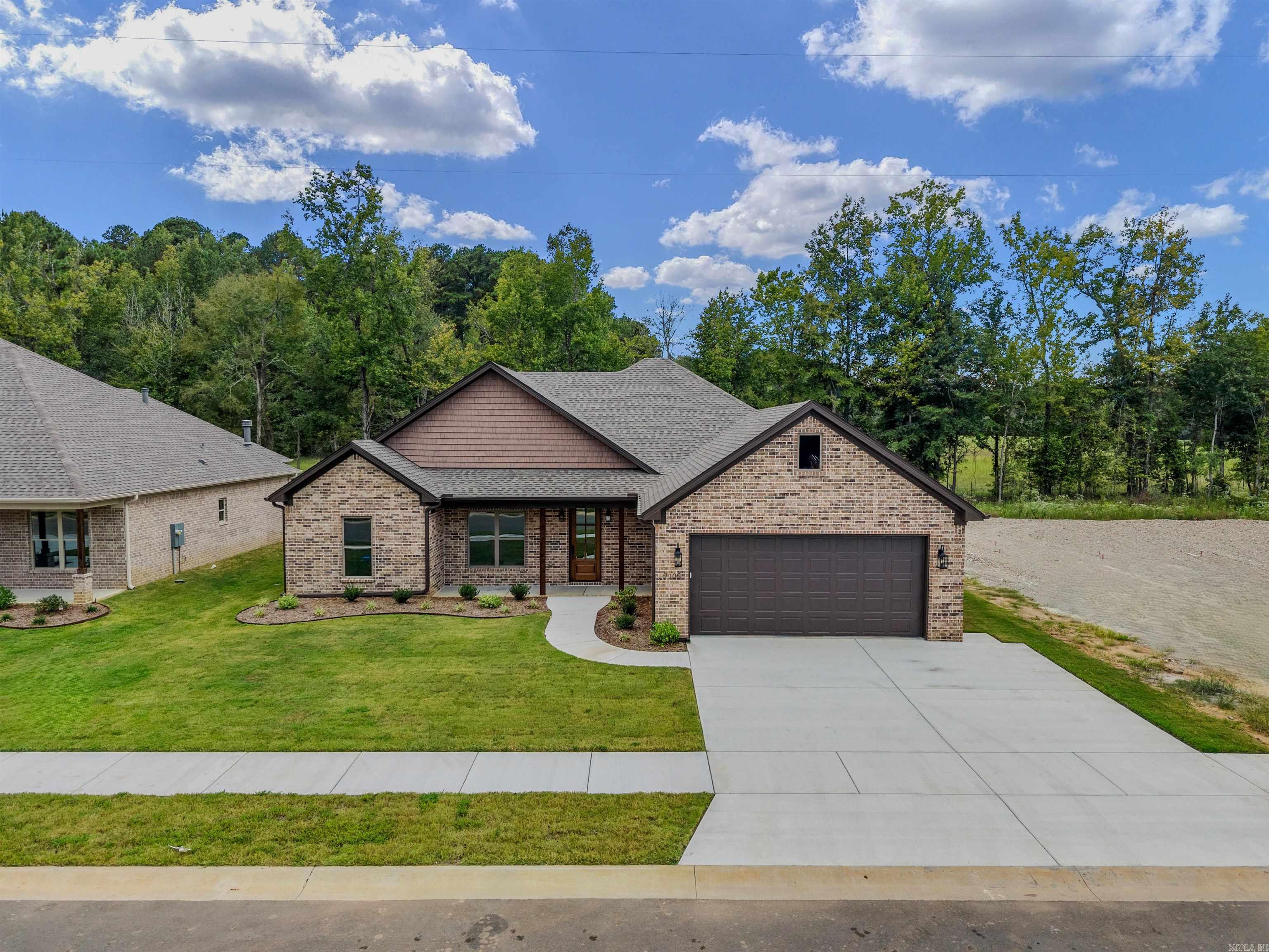 7105 Cold Creek dr — exterior