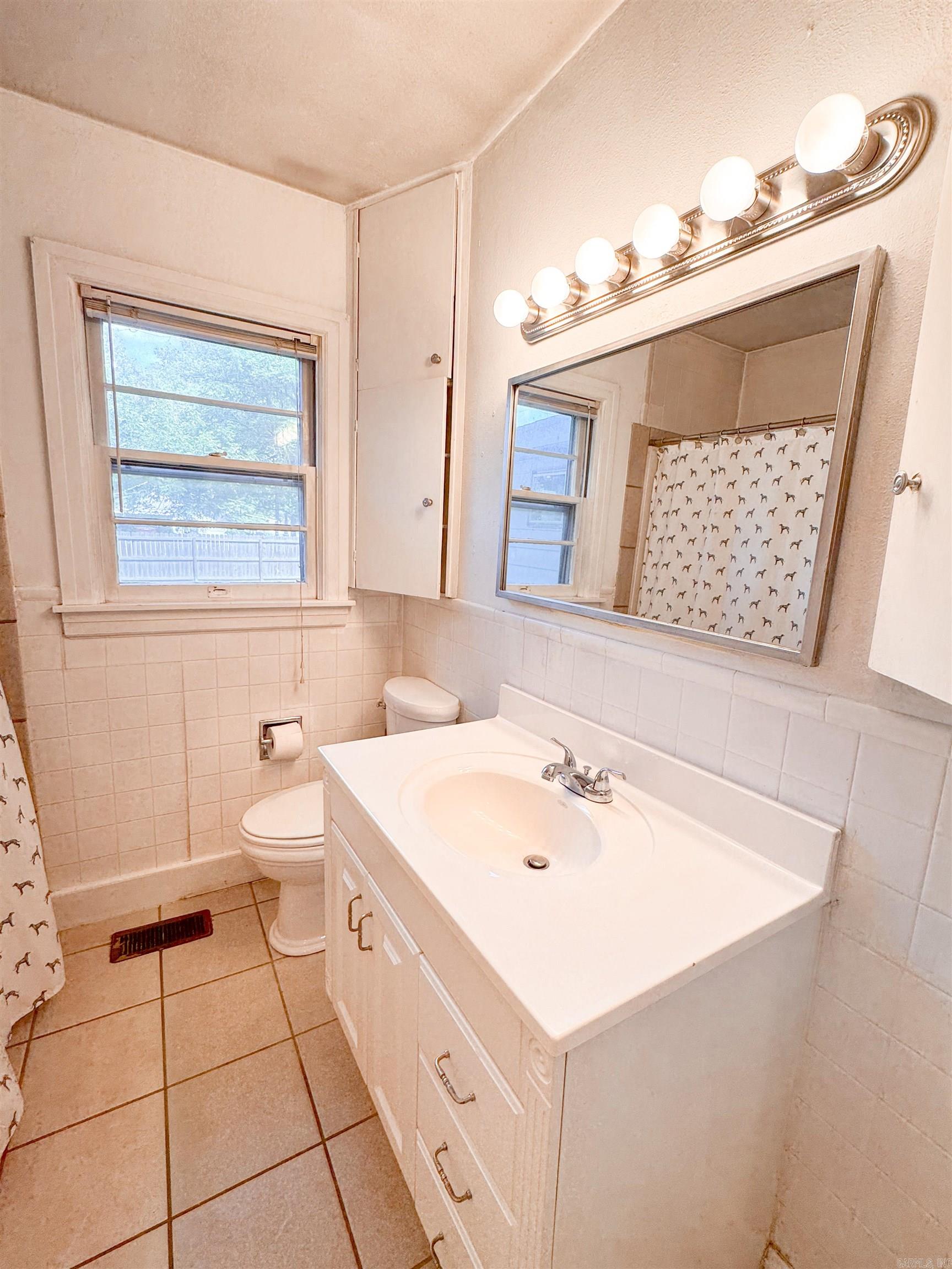 301 E 14th Street  Judsonia, AR