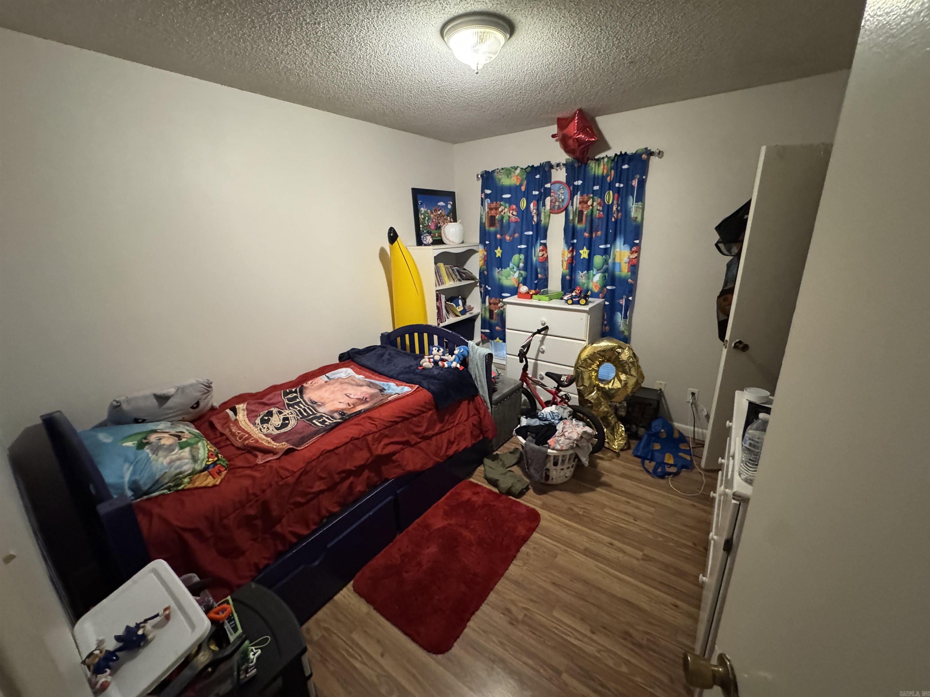 1009 Towering Oaks Dr — photo 3