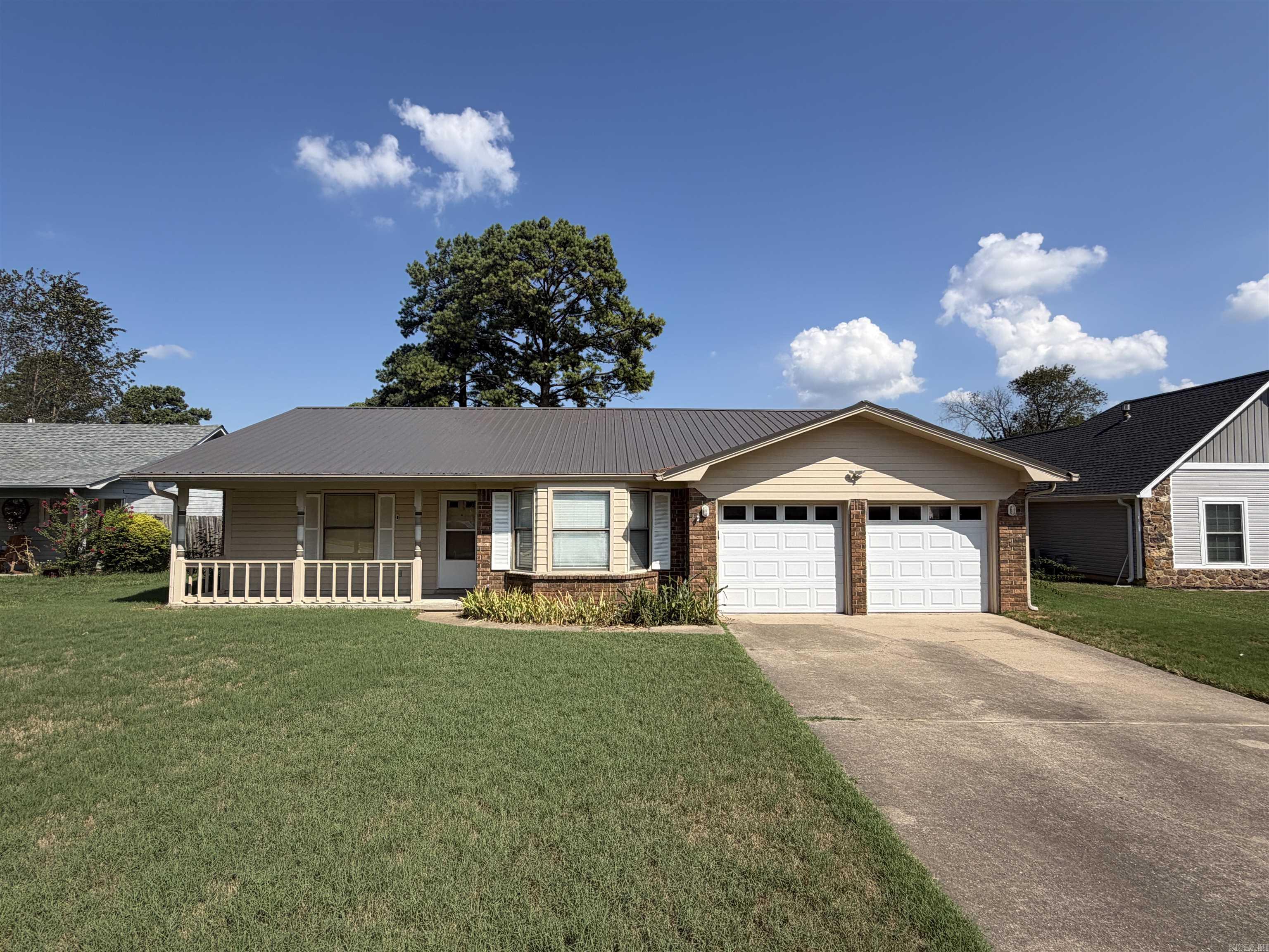 618 Nottingham Cv — exterior