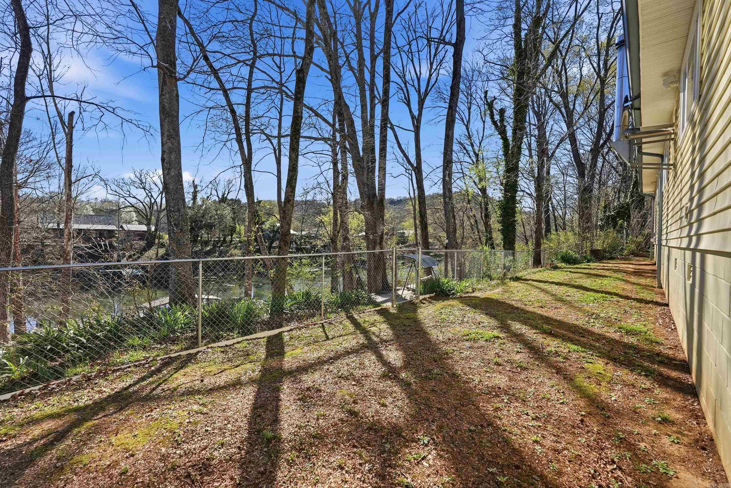 279 River Drive Est Pangburn, AR 72121