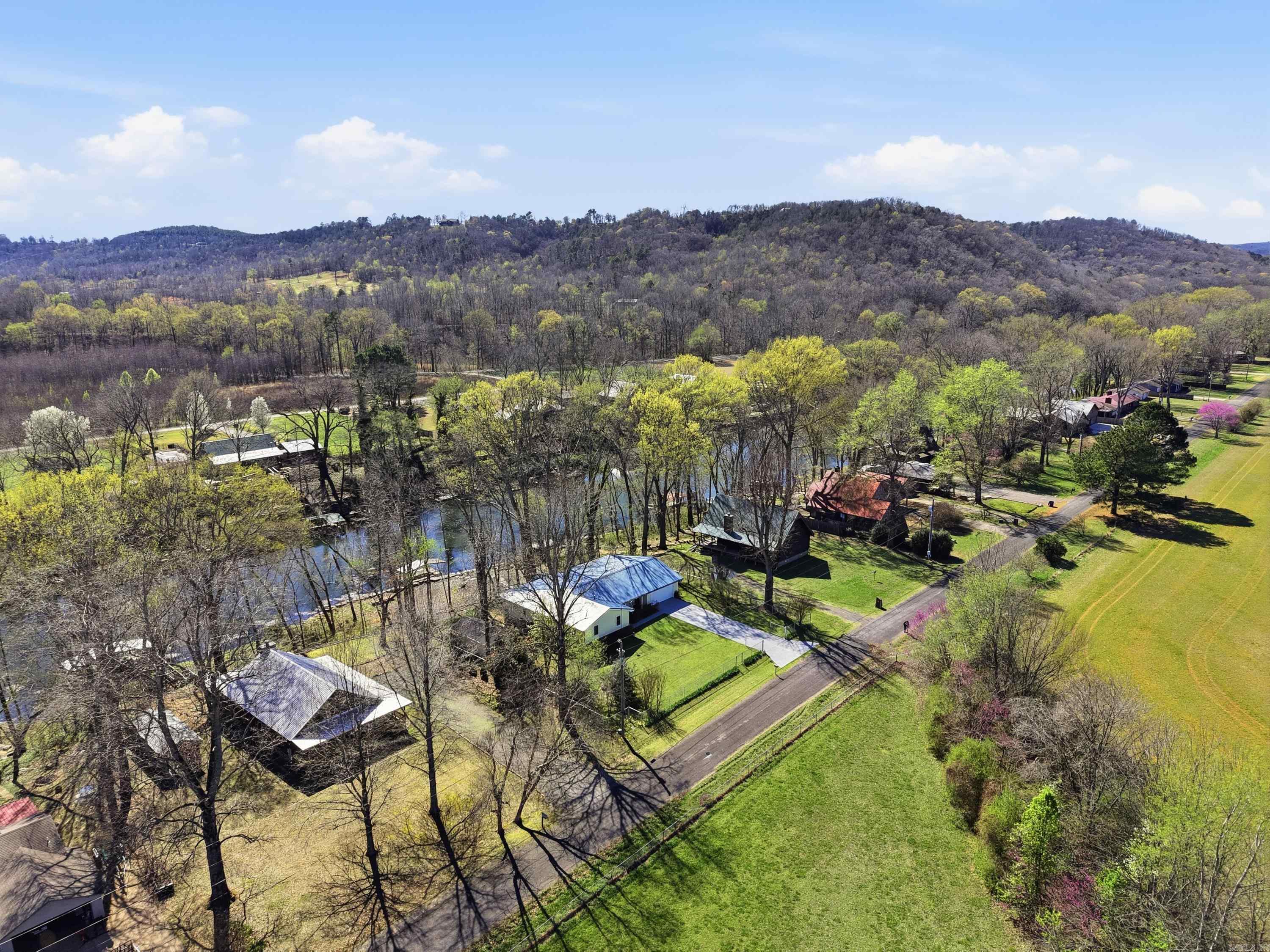 279 River Drive Est Pangburn, AR 72121