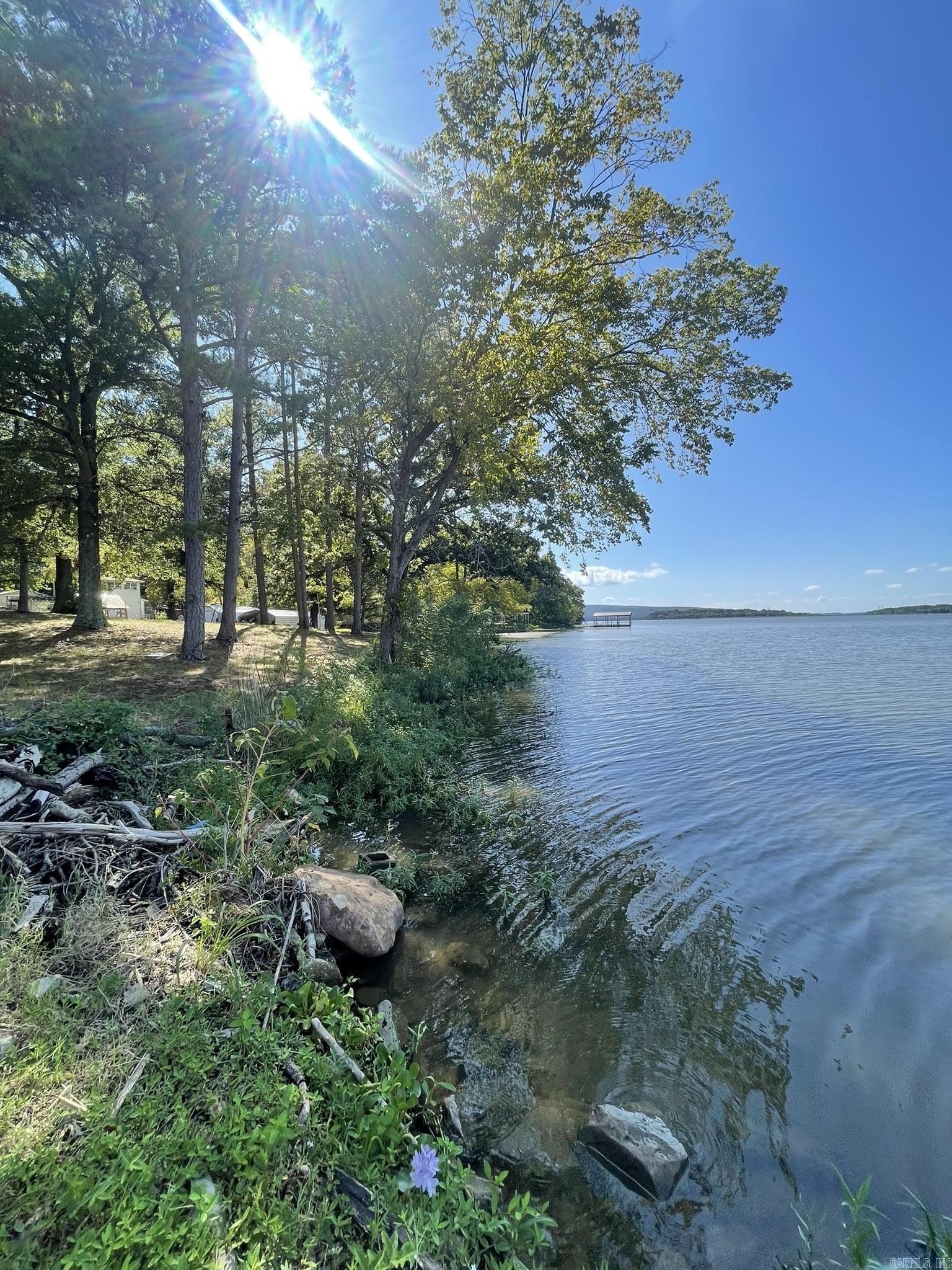 350 Round Mountain Lane  London, AR