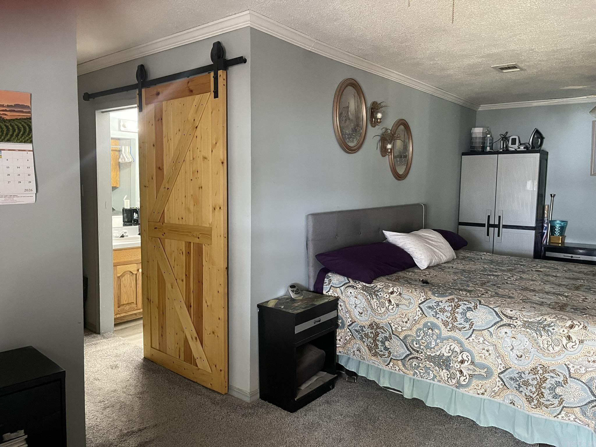 350 Round Mountain Lane  London, AR