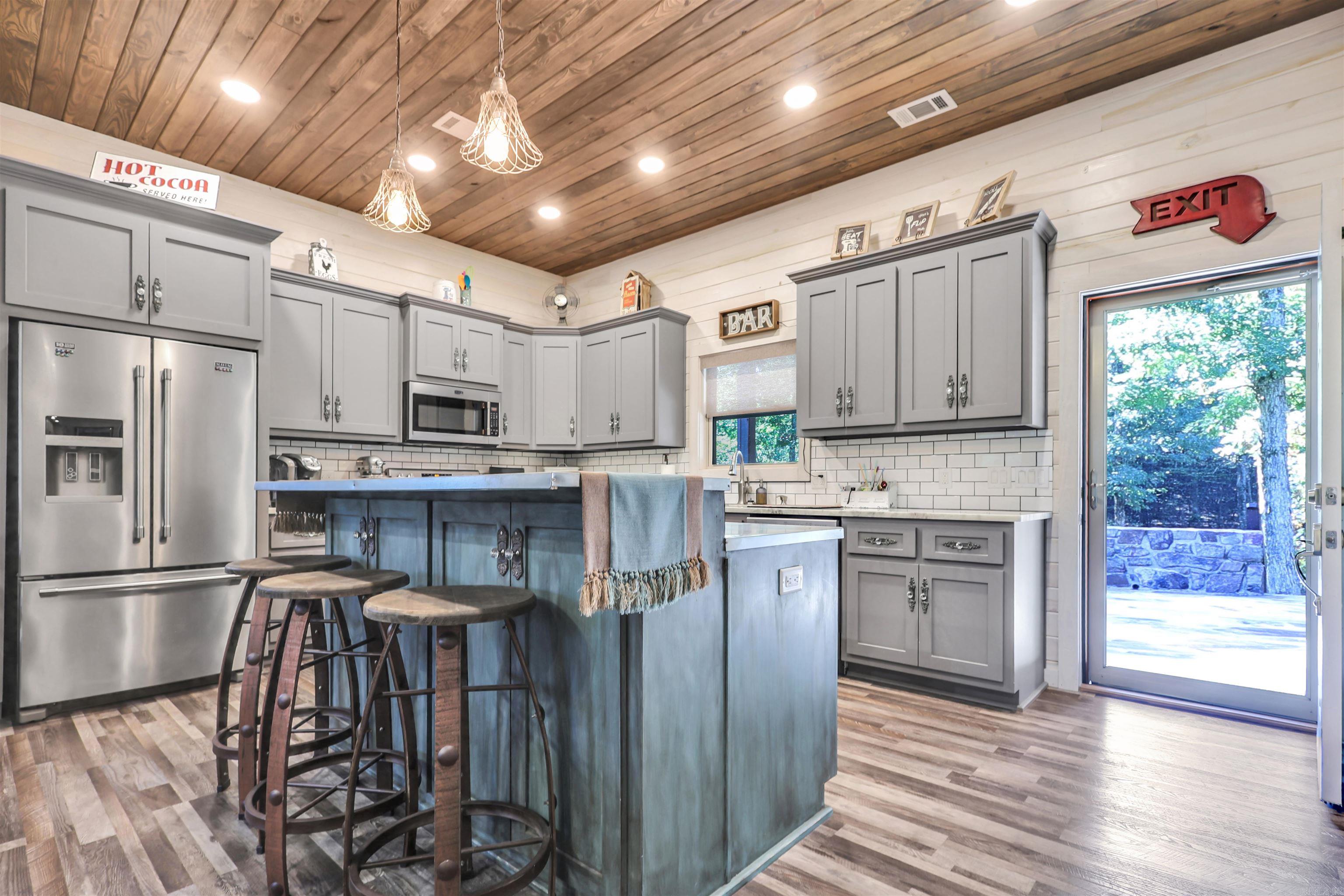 24 Riverchase Drive Glenwood, AR 71943