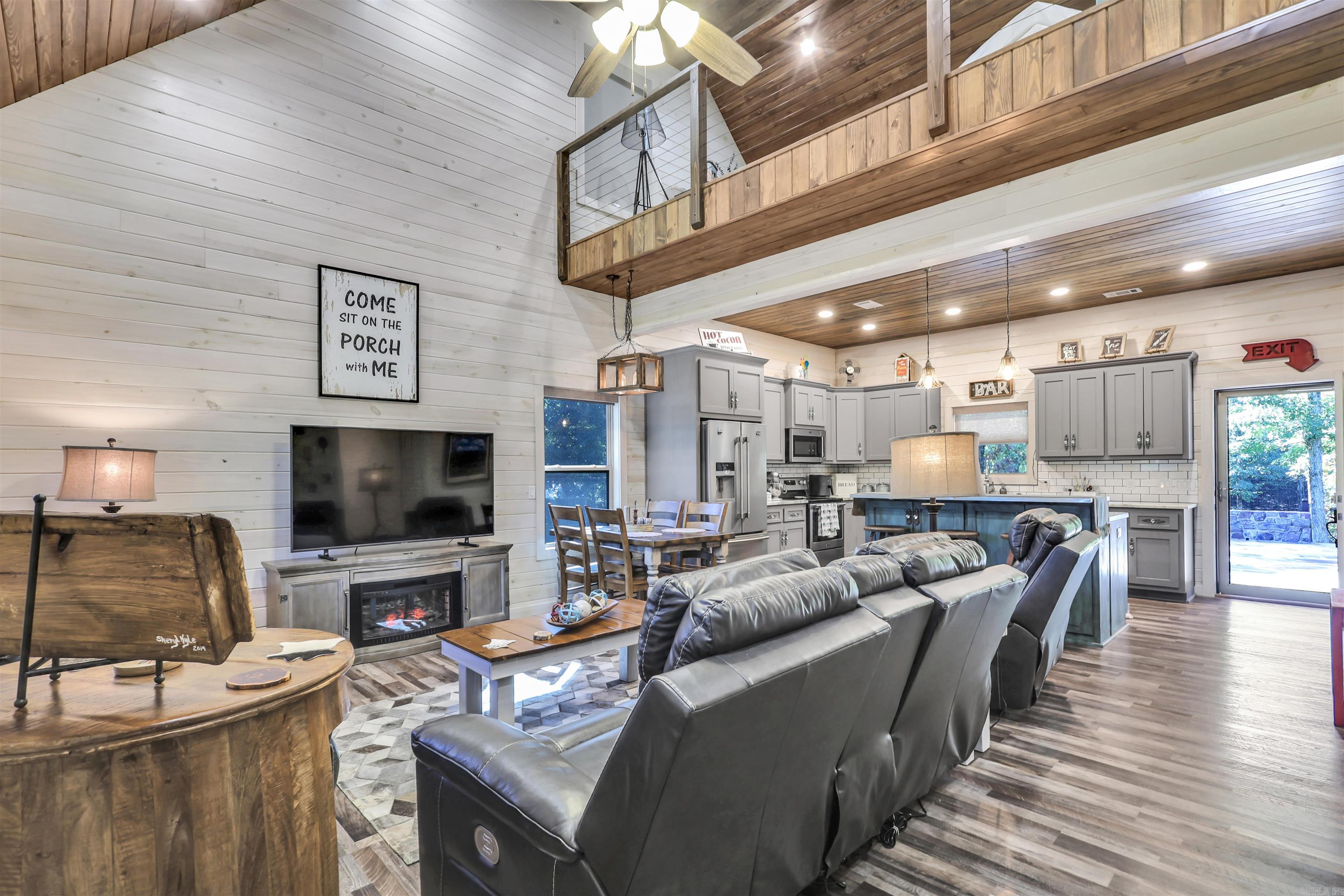 24 Riverchase Drive Glenwood, AR 71943