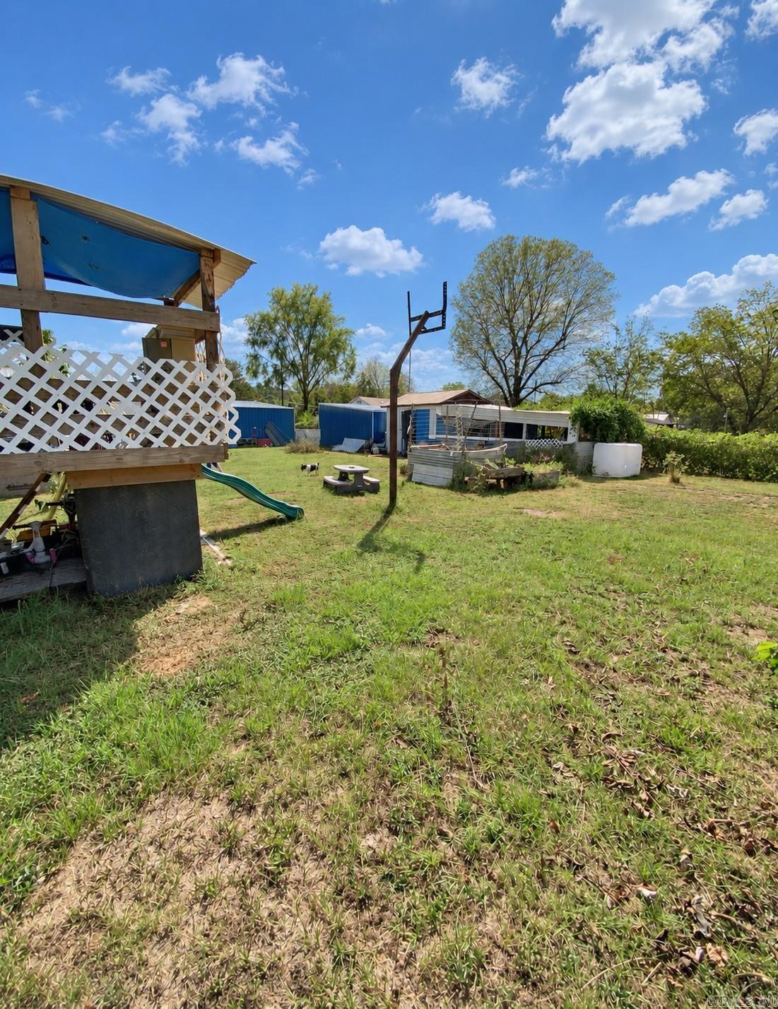 10596 Us Highway 64  London, AR