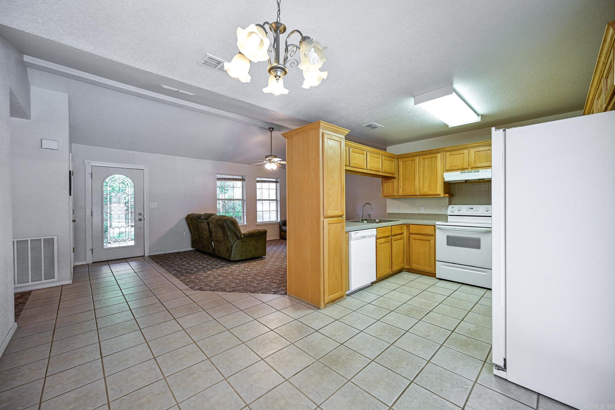908 Orchard Avenue  Mena, AR