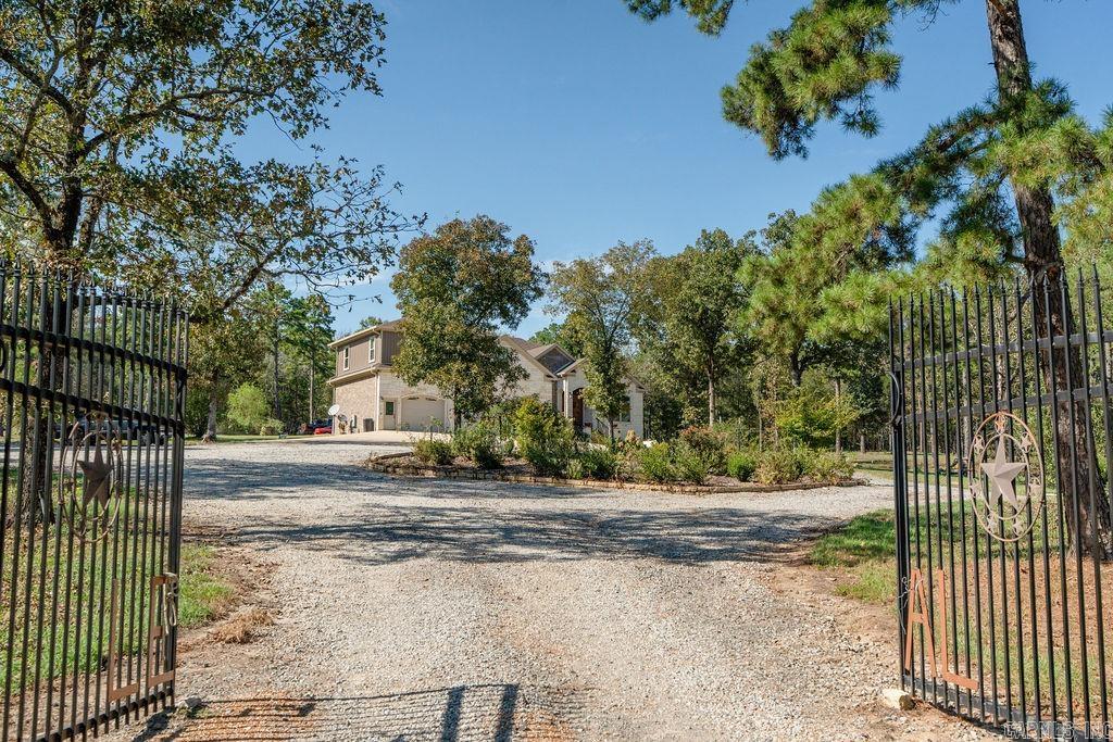 129 Industrial Park Drive — photo 5