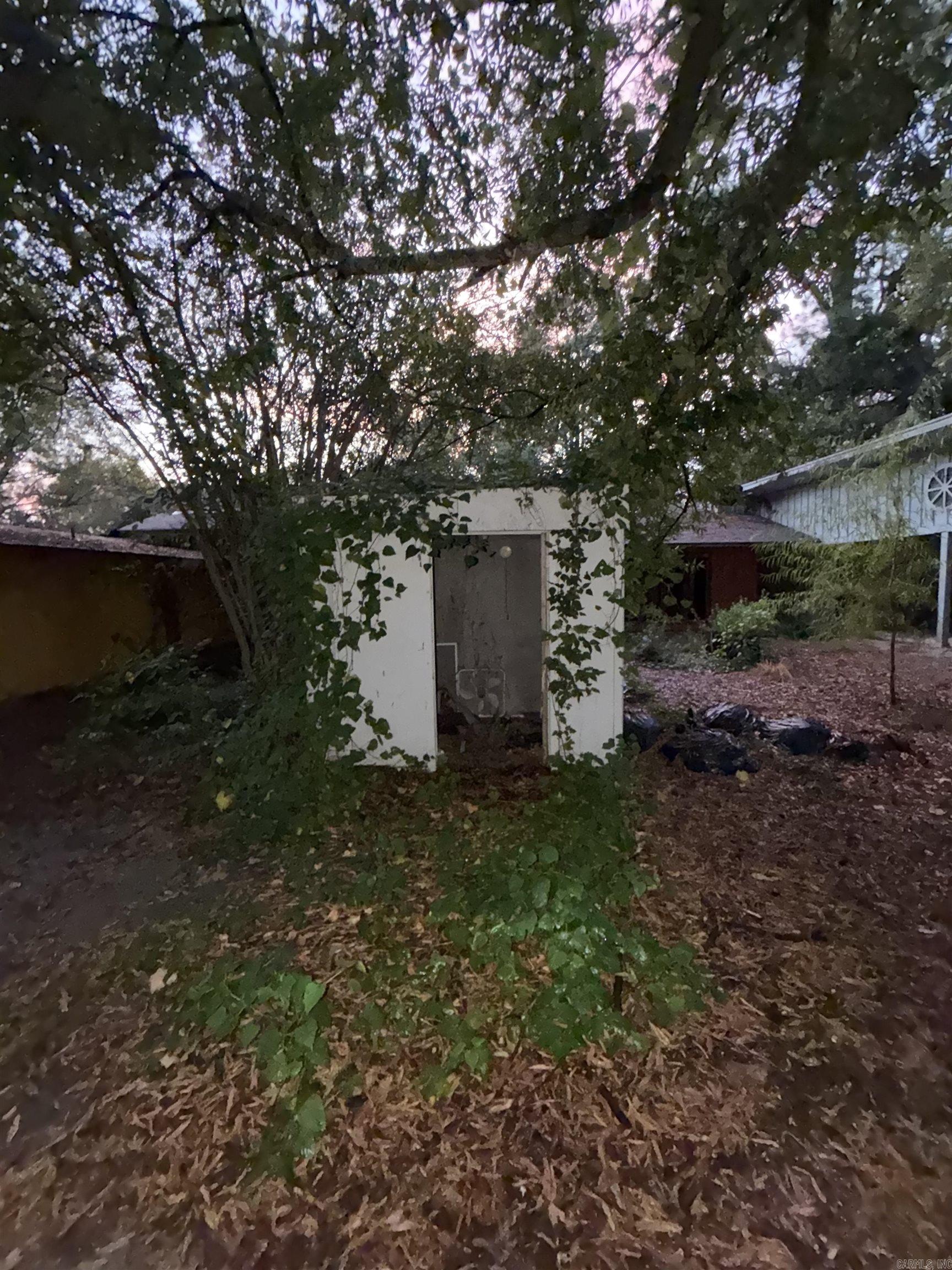 7 Longmeadow  Pine Bluff, AR