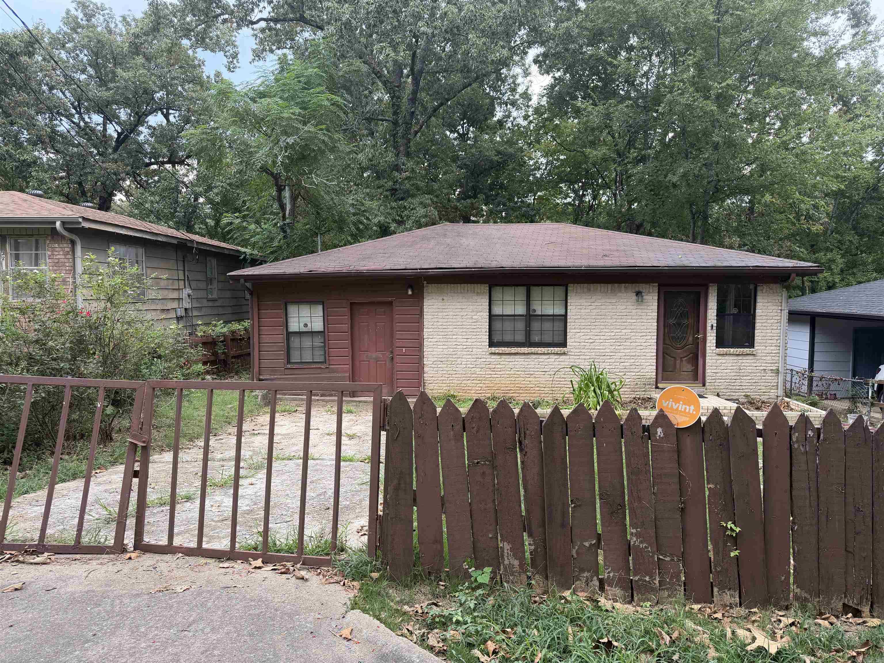 3213 boyd Street — photo 2