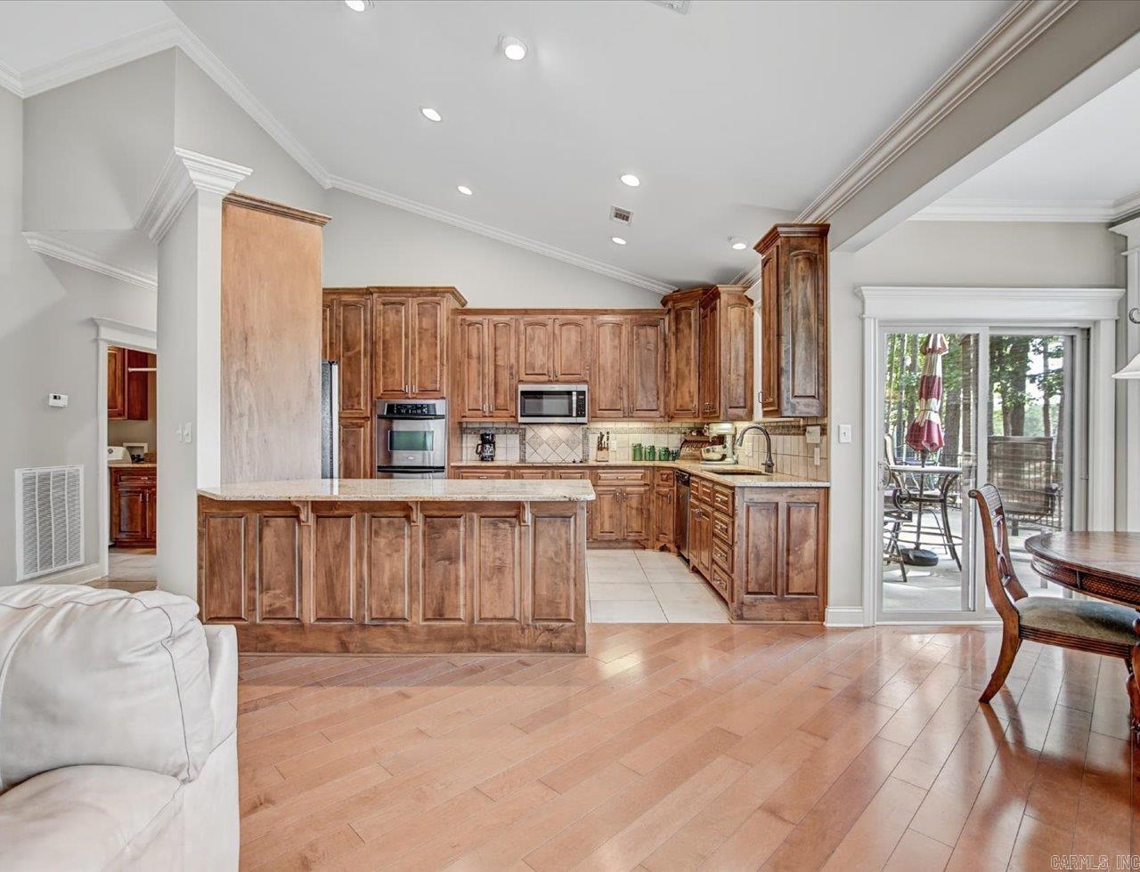 14 Asombroso Lane Hot Springs Village, AR 71909-7980