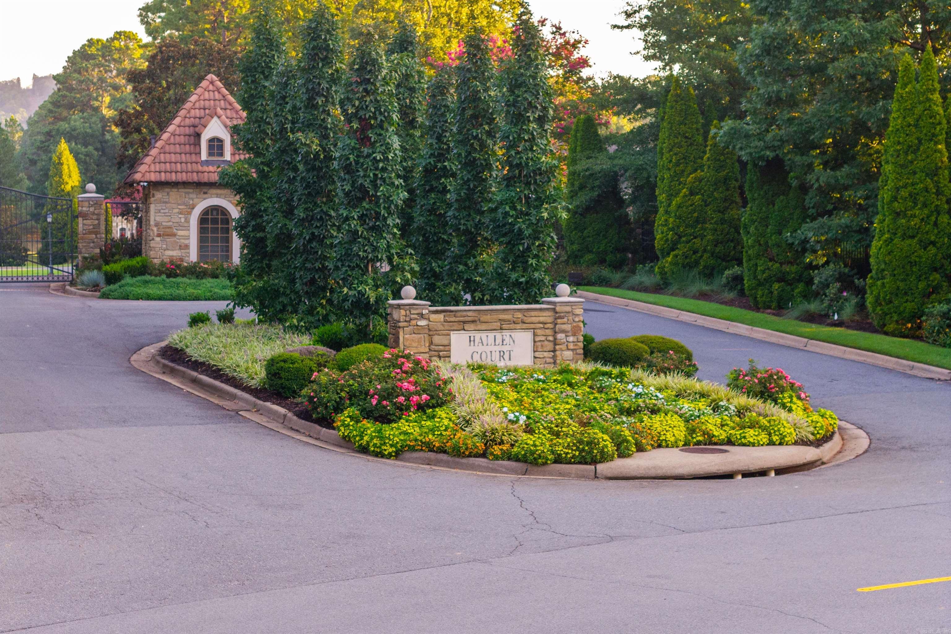 131 HALLEN Lane Little Rock, AR 72223