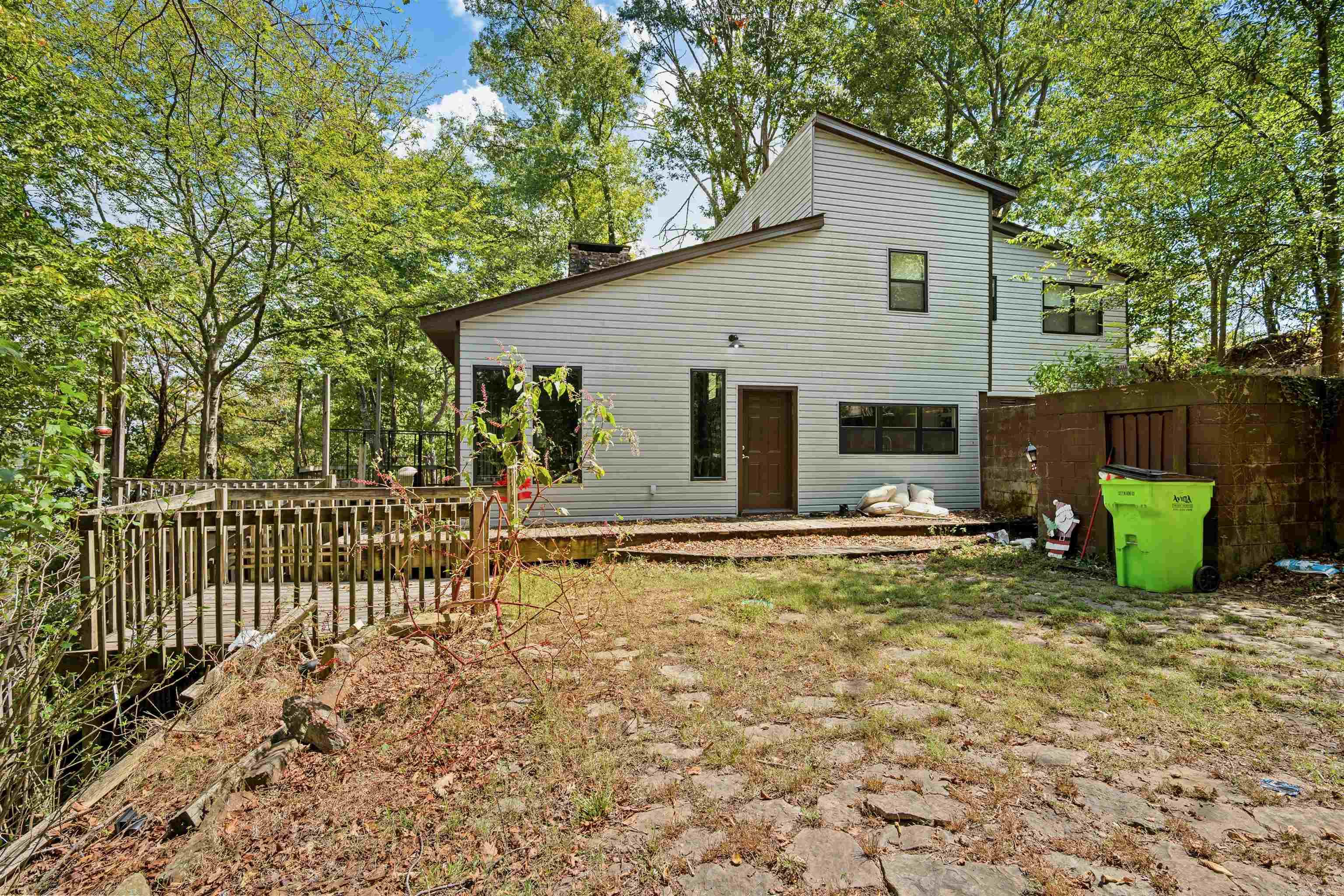 6342 West Lake Dr — exterior