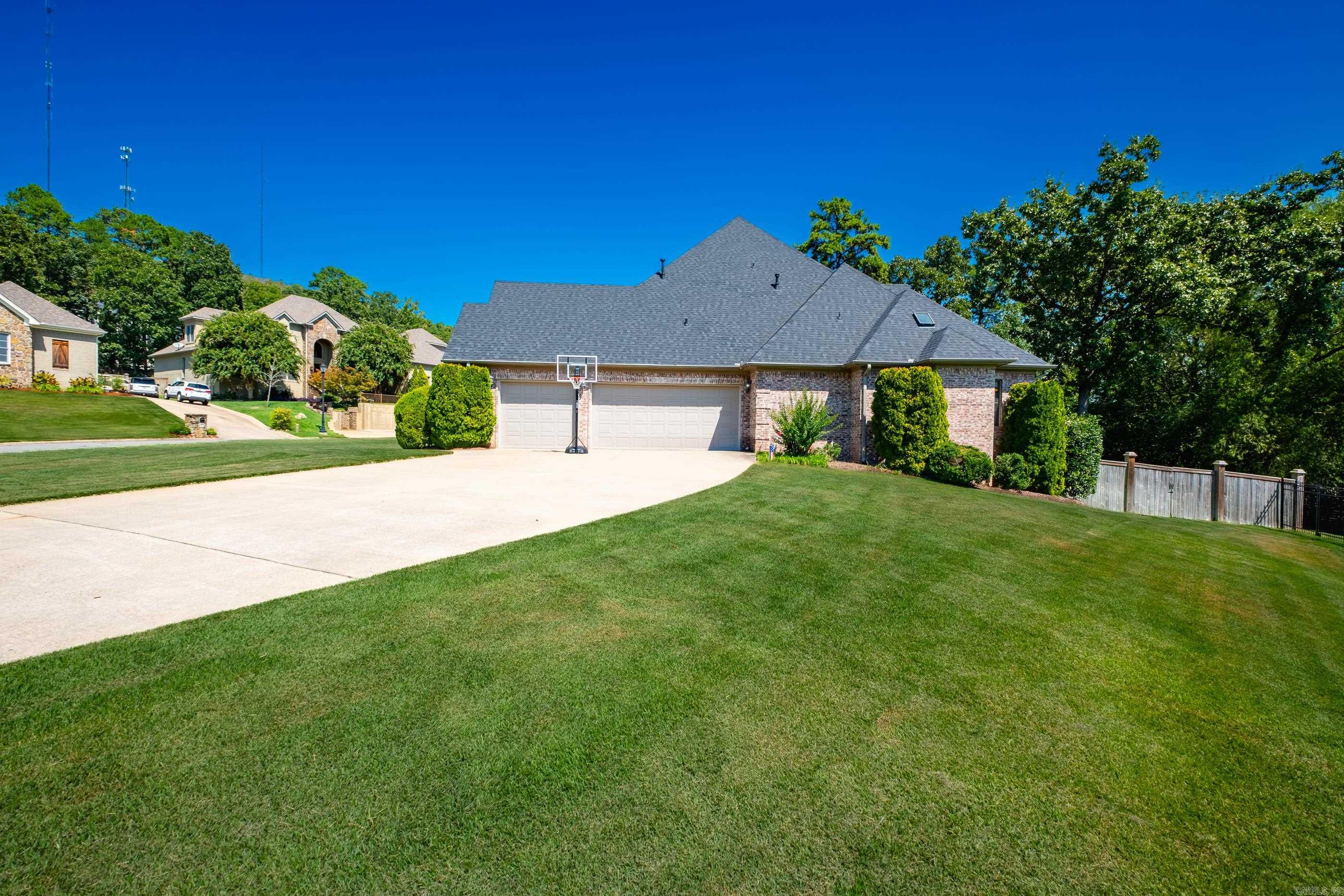 11 Deauville Circle Little Rock, AR 72223