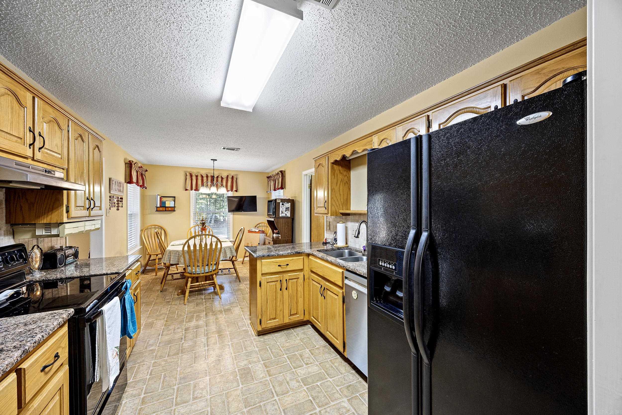 129 DAWN CIRCLE  Russellville, AR