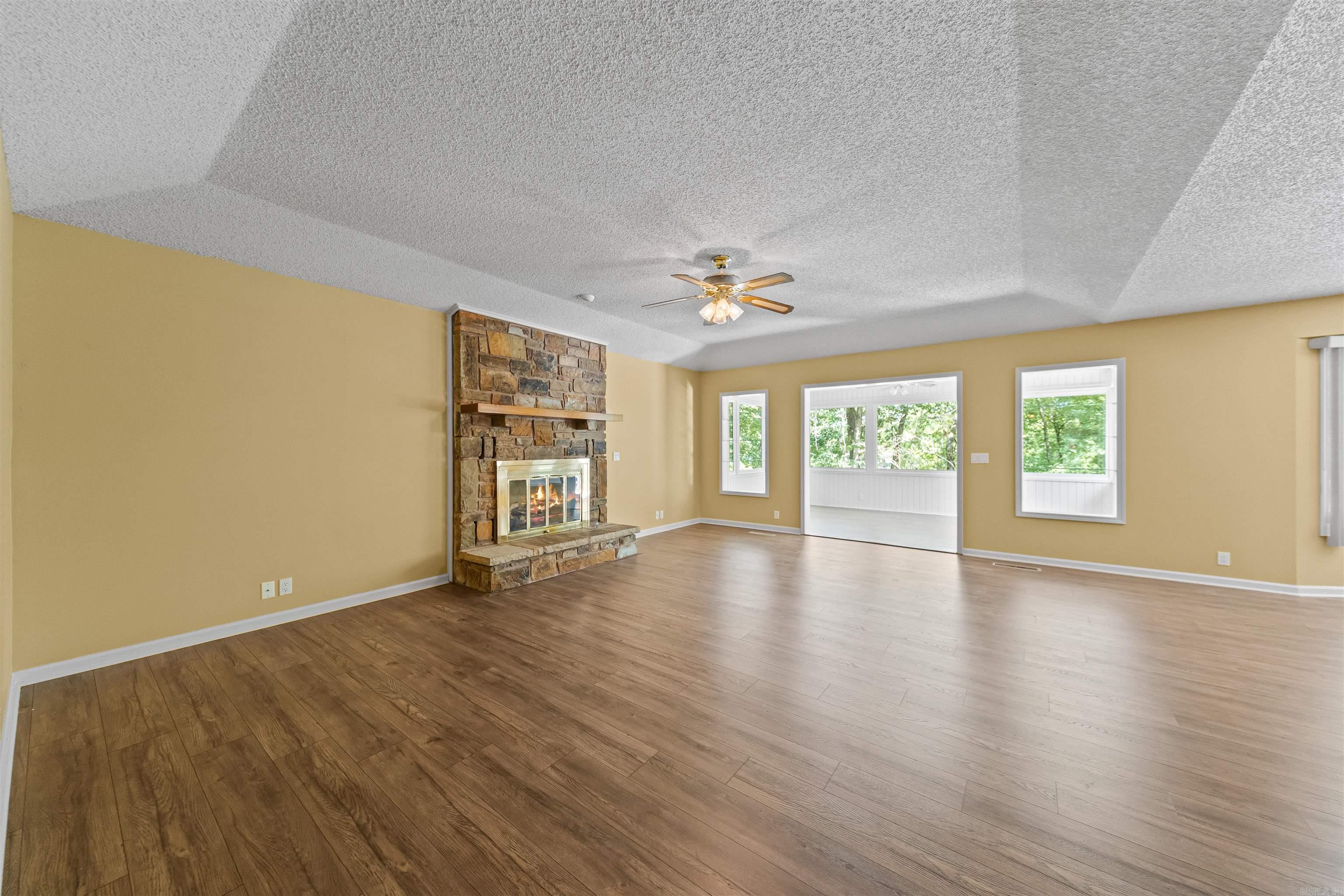 8 Lindsay  Hot Springs Village, AR