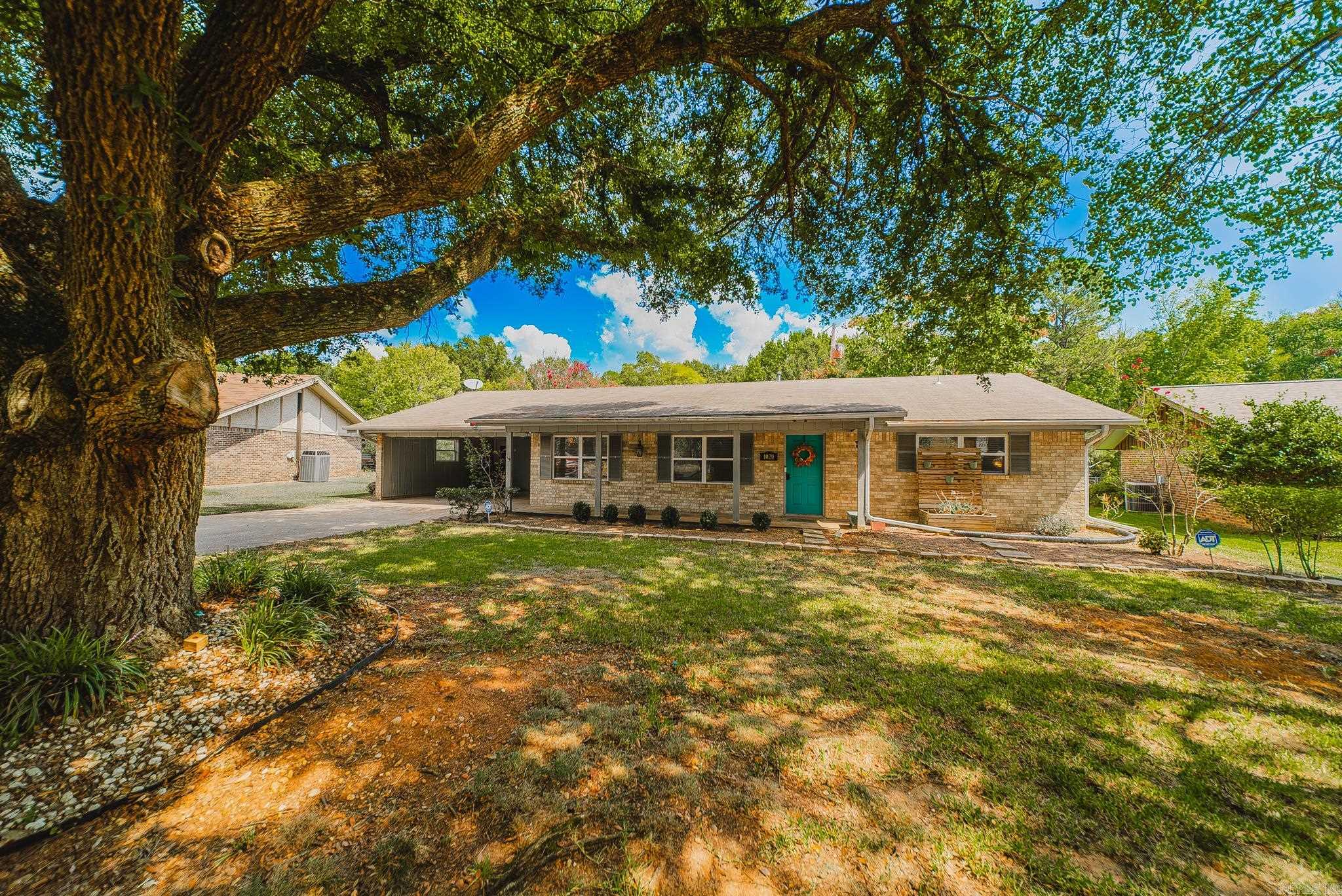 1020  Binns  Monticello, AR