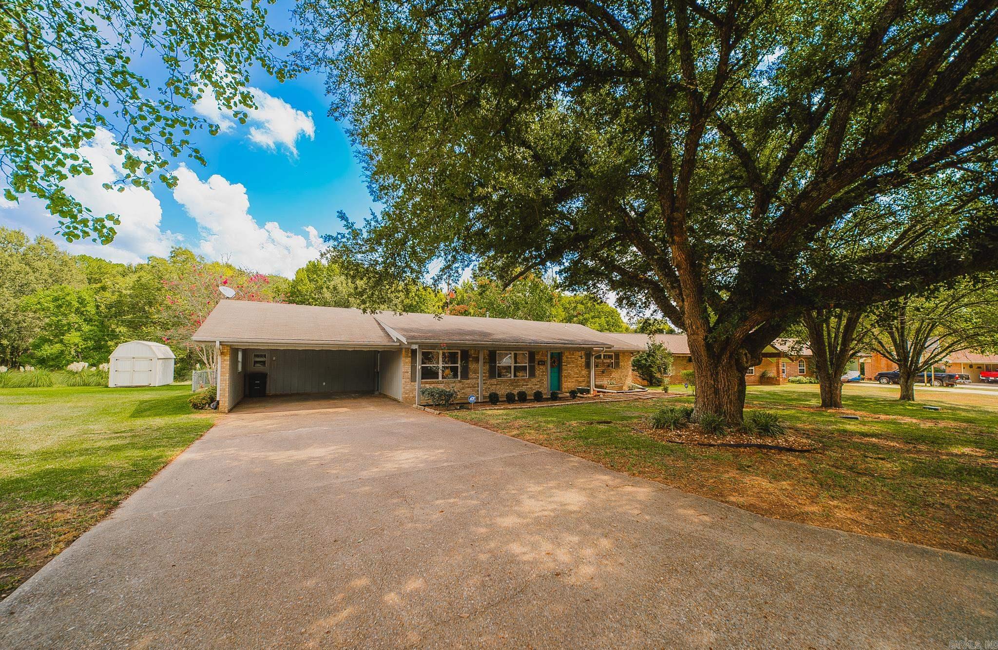 1020 Binns  Monticello, AR