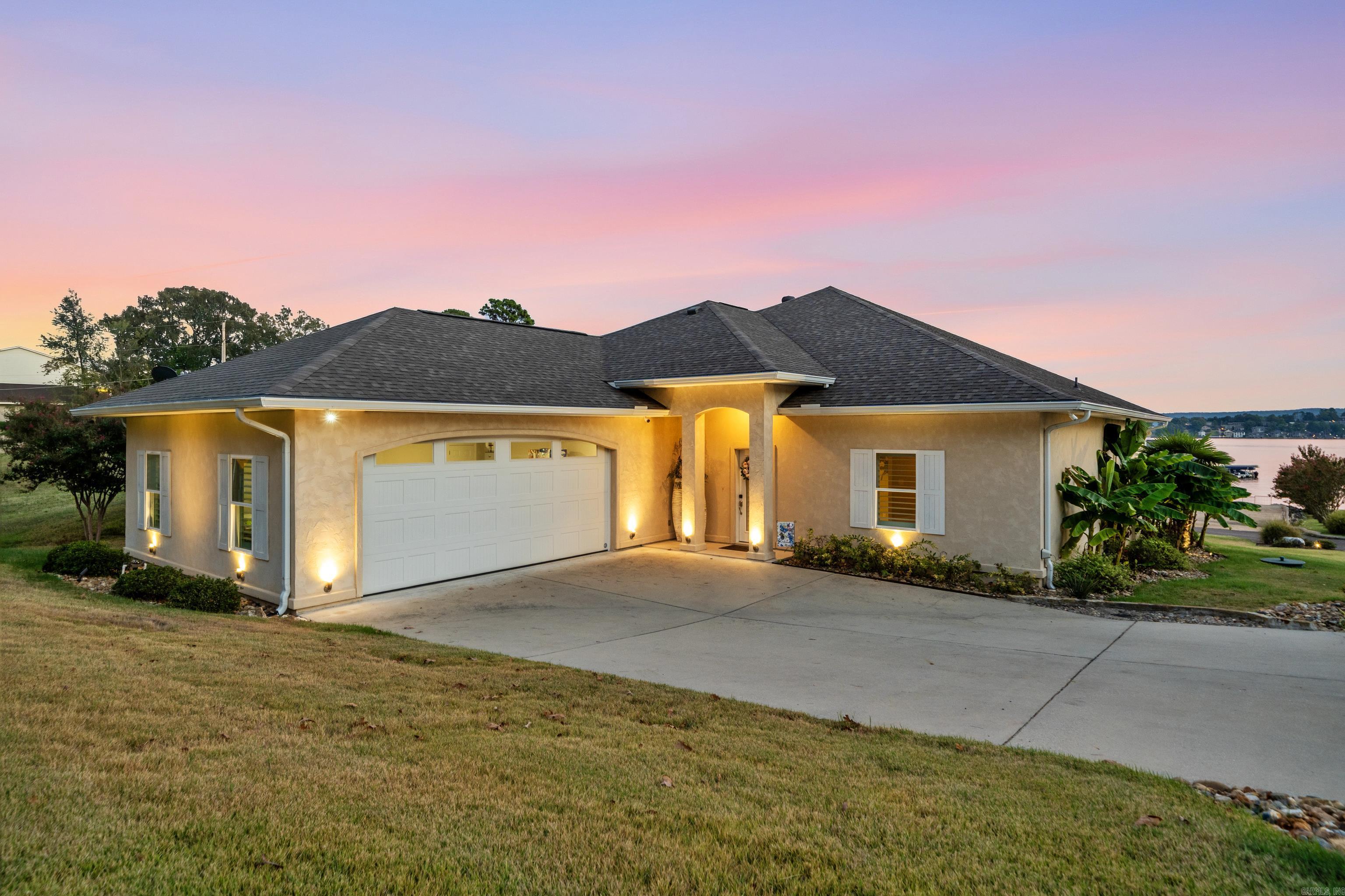 209 Peters Point Hot Springs, AR 71913