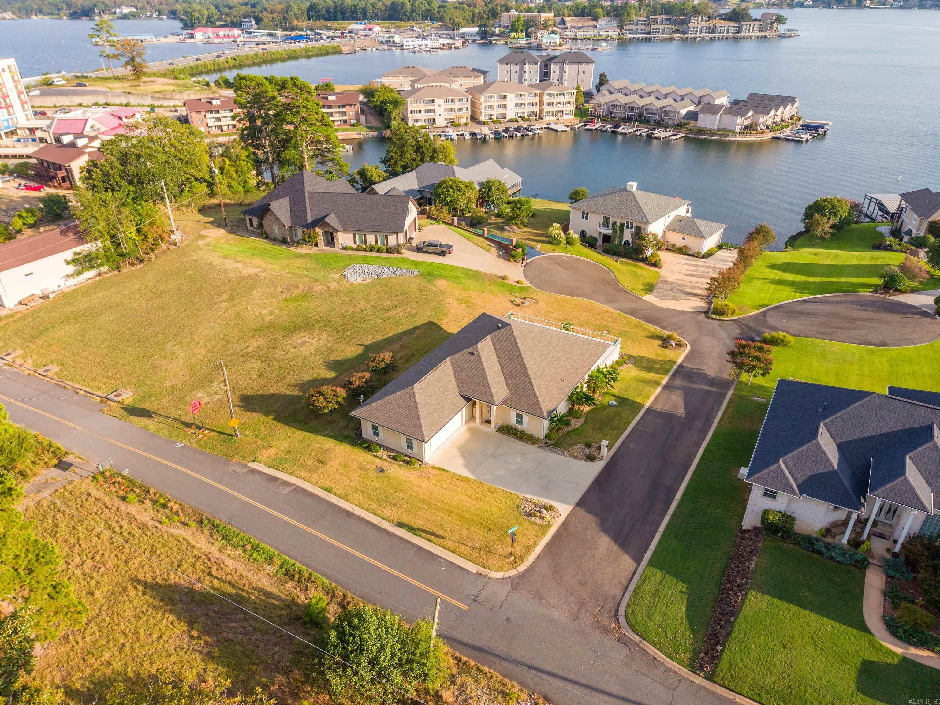 209 Peters Point Hot Springs, AR 71913