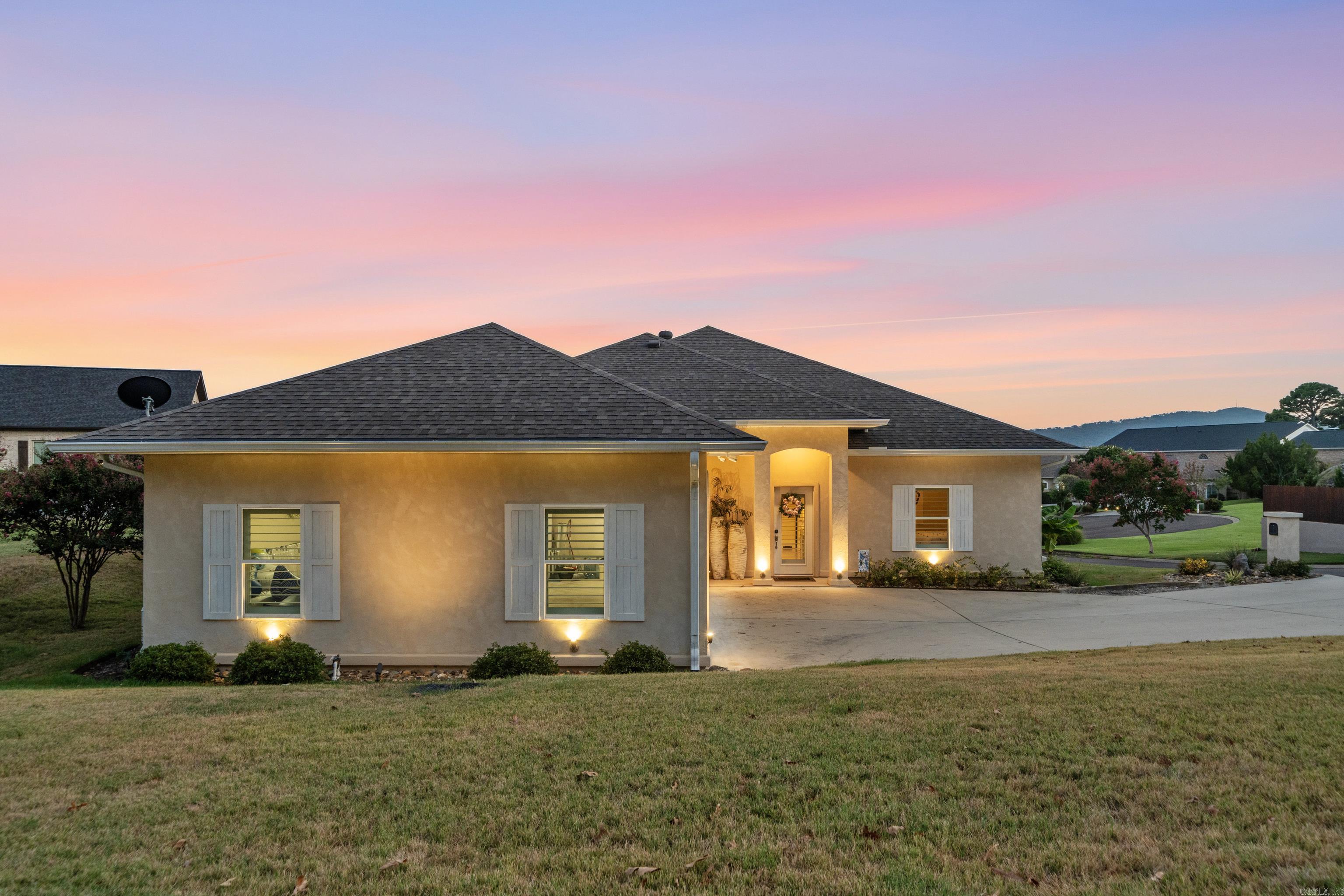 209 Peters Point Hot Springs, AR 71913